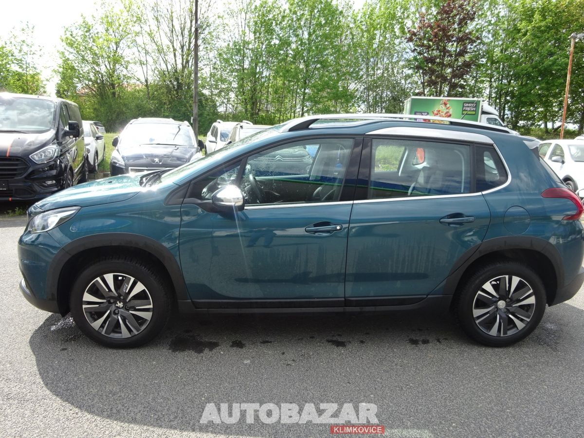 Peugeot 2008, 1,2 i PT,Allure,garance km - fotka 4