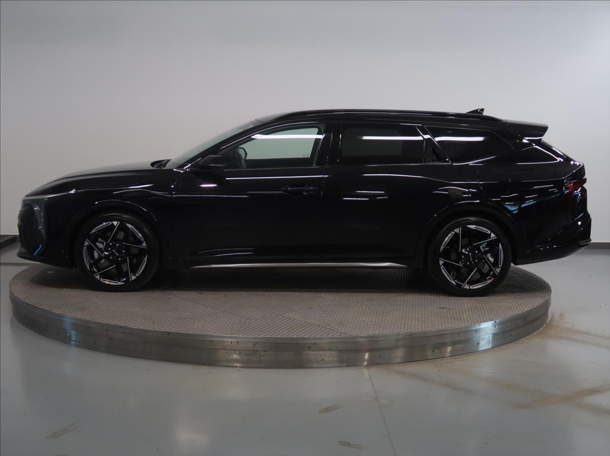 Kia K4, 1,6 T-GDi GPF 7DCT  SW GT-LINE - fotka 3