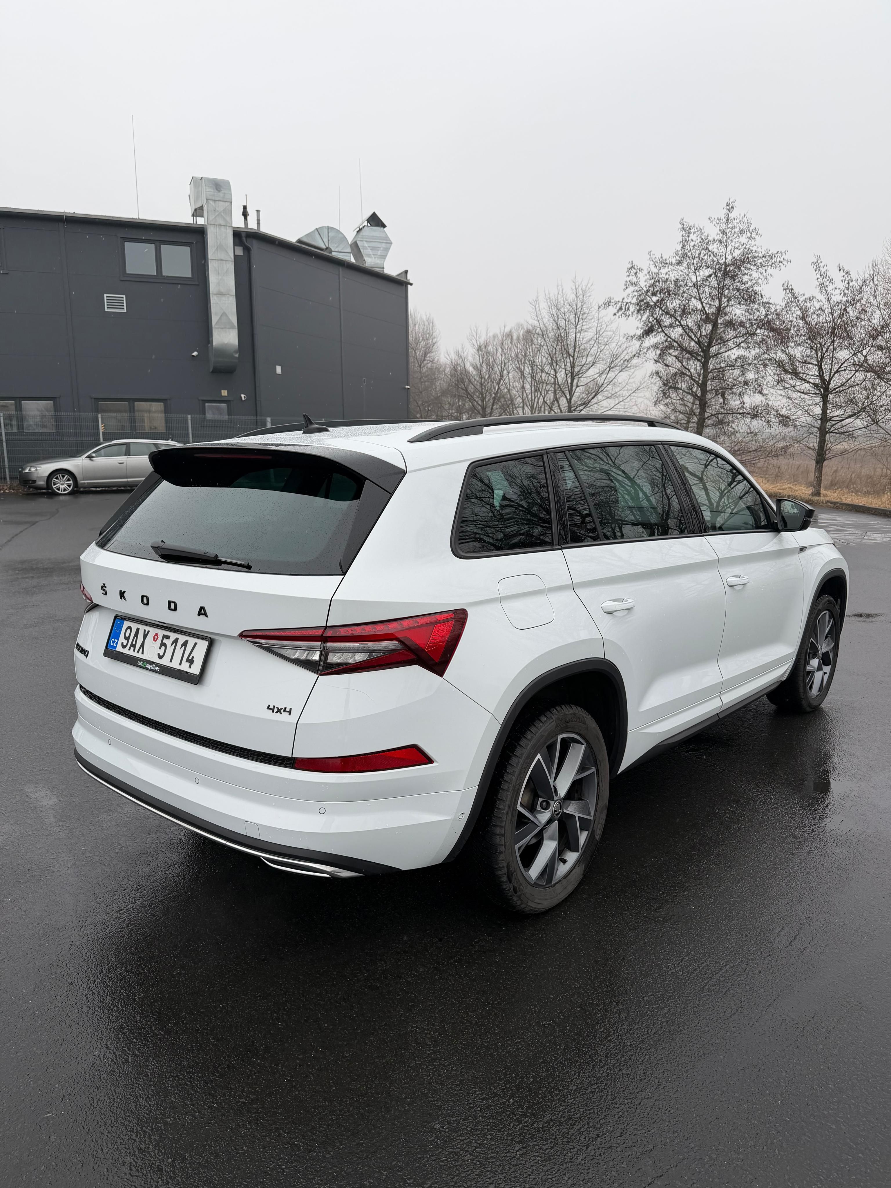 Škoda Kodiaq, 2.0 TSI DSG 4X4 SPORTLINE DPH - fotka 5
