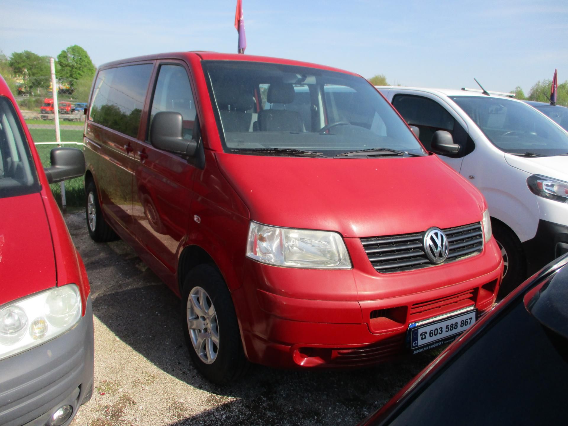 Volkswagen Transporter, 2,5 TDi servis doložen - fotka 2