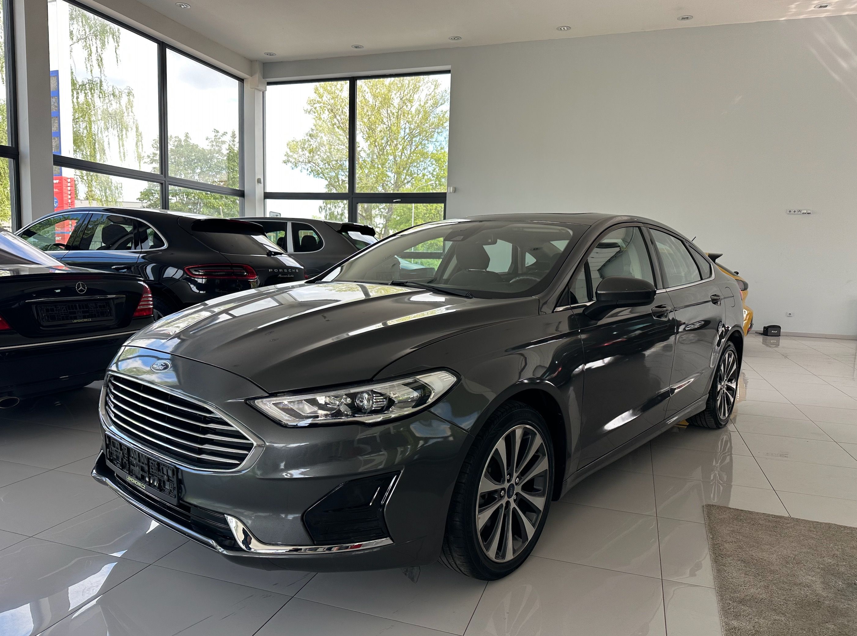 Ford Fusion, 2.0 EcoBoost Turbo 180kW 2020 - fotka 4