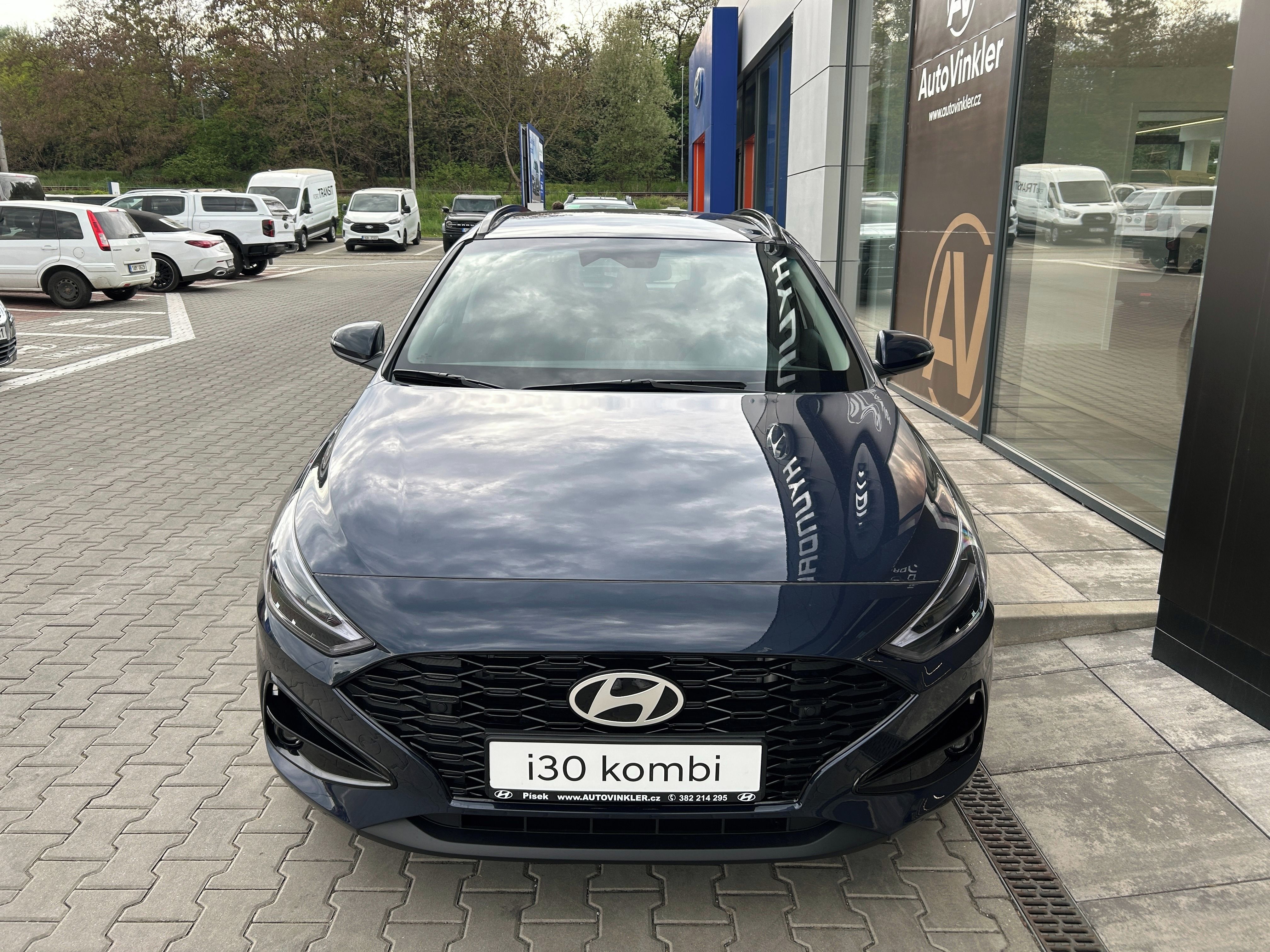 Hyundai i30, 26 WG 1,6 T-GDI DCT GO CZECH! - fotka 2