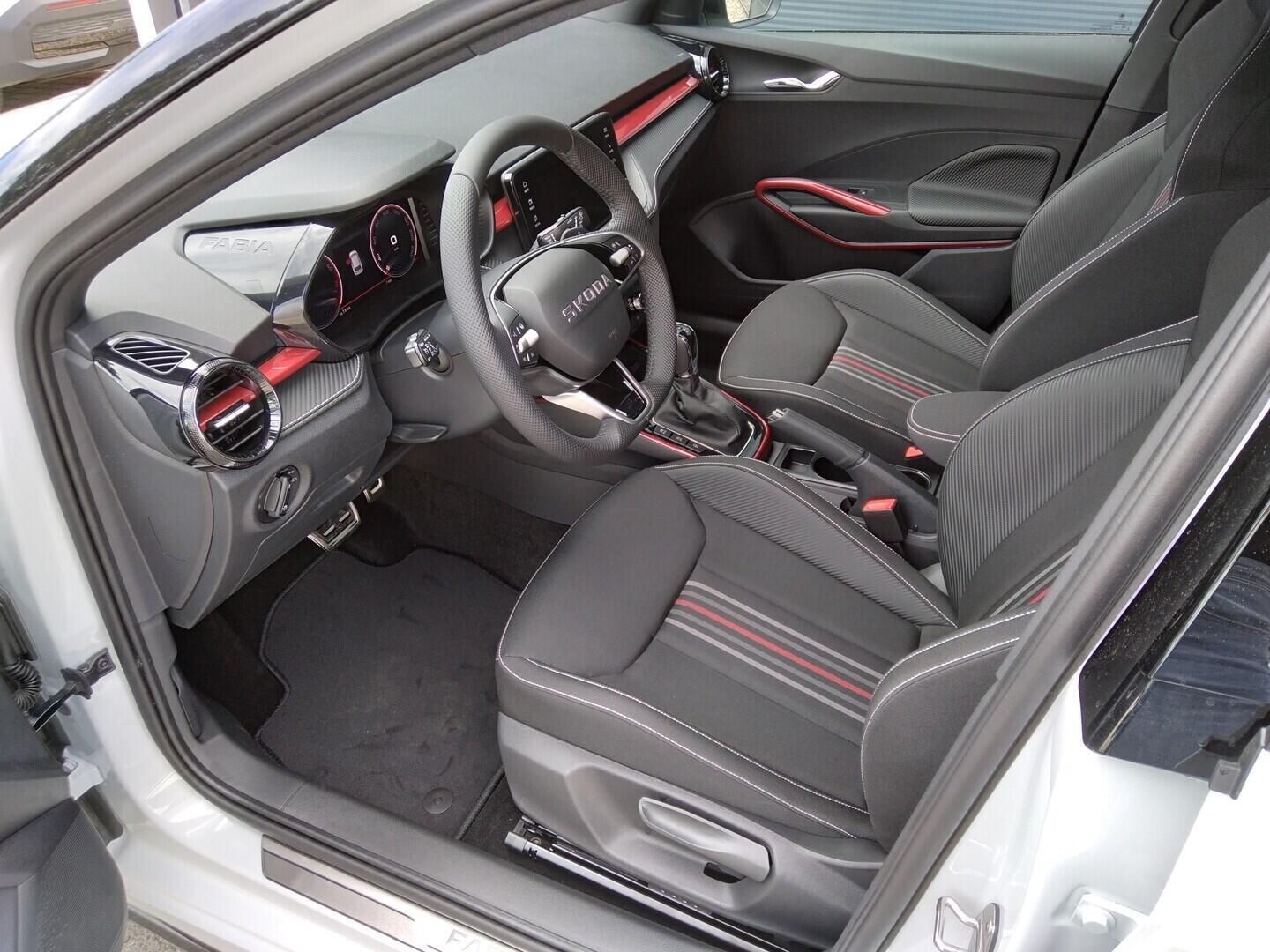 Škoda Fabia, Monte Carlo 1,0 TSI 85 kW - fotka 6
