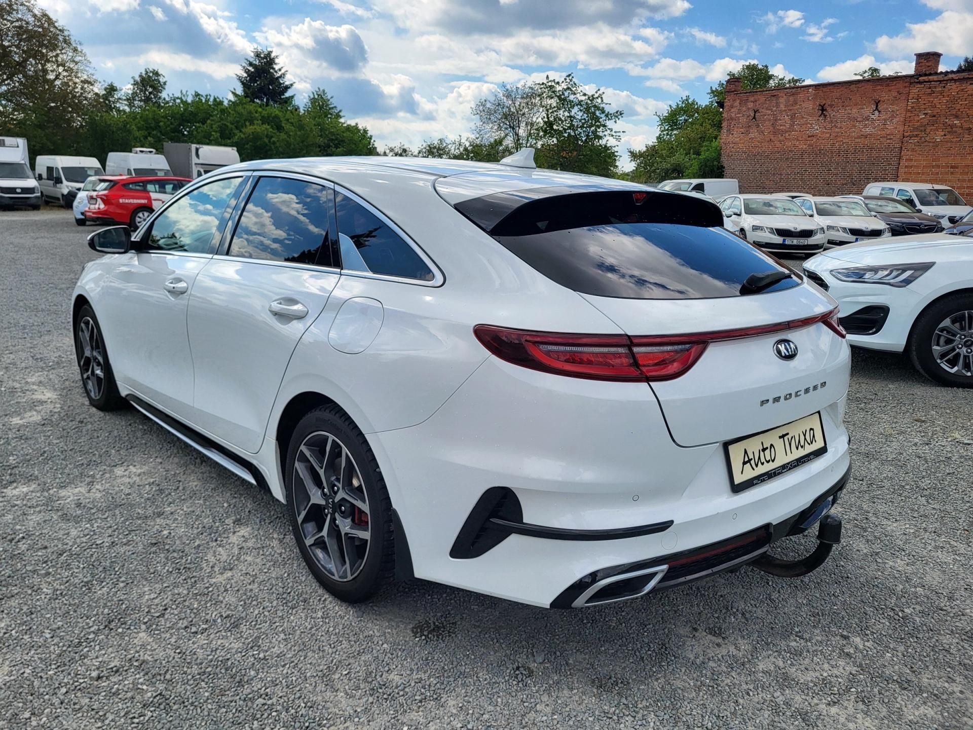 Kia ProCeed, 1.4 T-GDI 103kW GT LINE *ČR - fotka 3