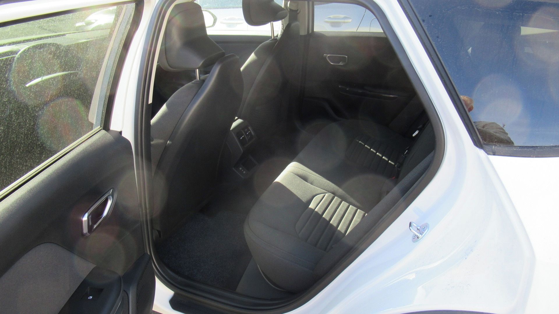 Kia K4, SW 1.6 T-GDi 7DCT EXCLUSIVE - fotka 5