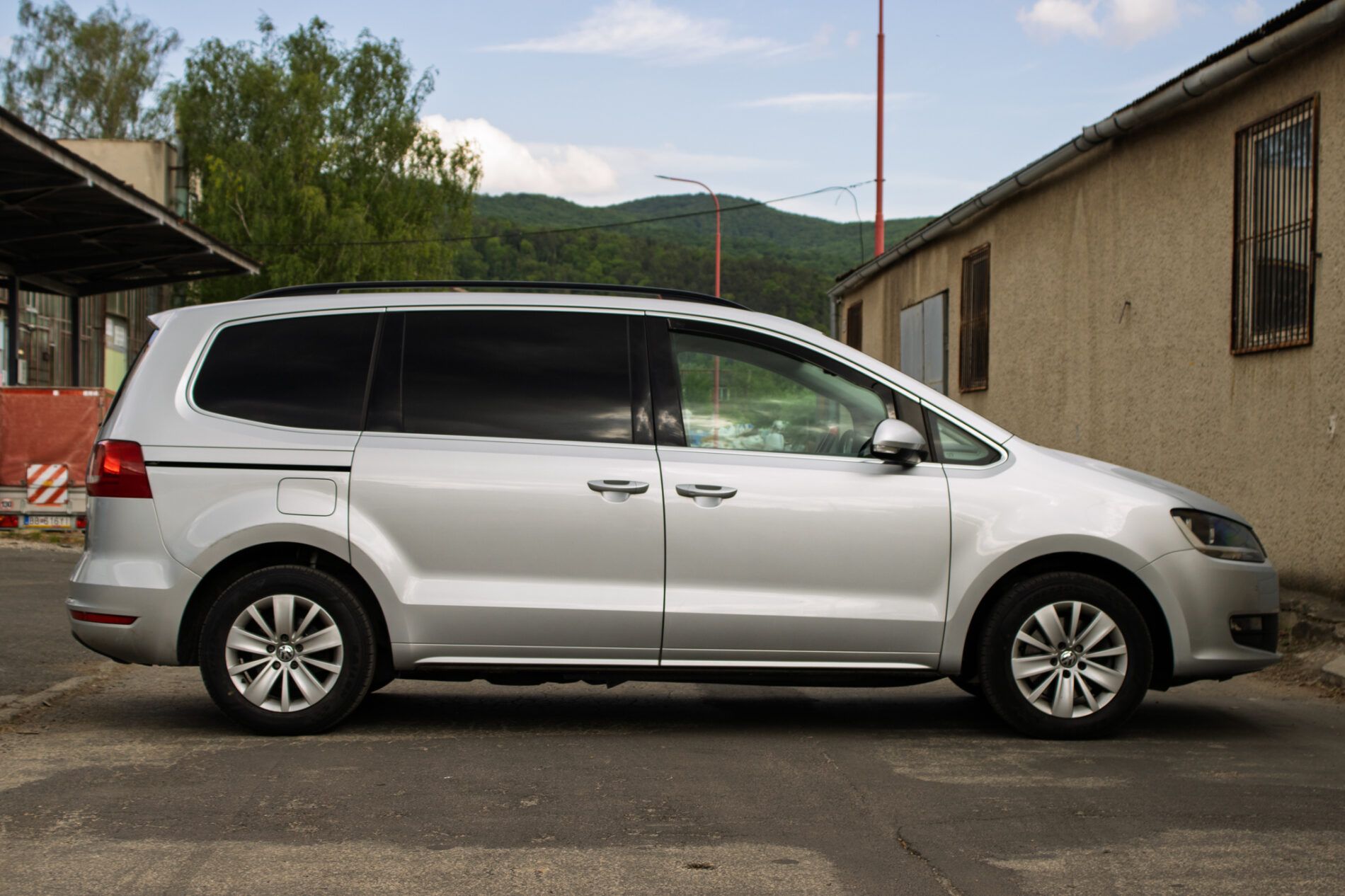 Volkswagen Sharan - fotka 4
