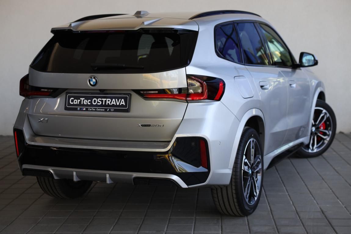 BMW X1, xDrive20d - fotka 3