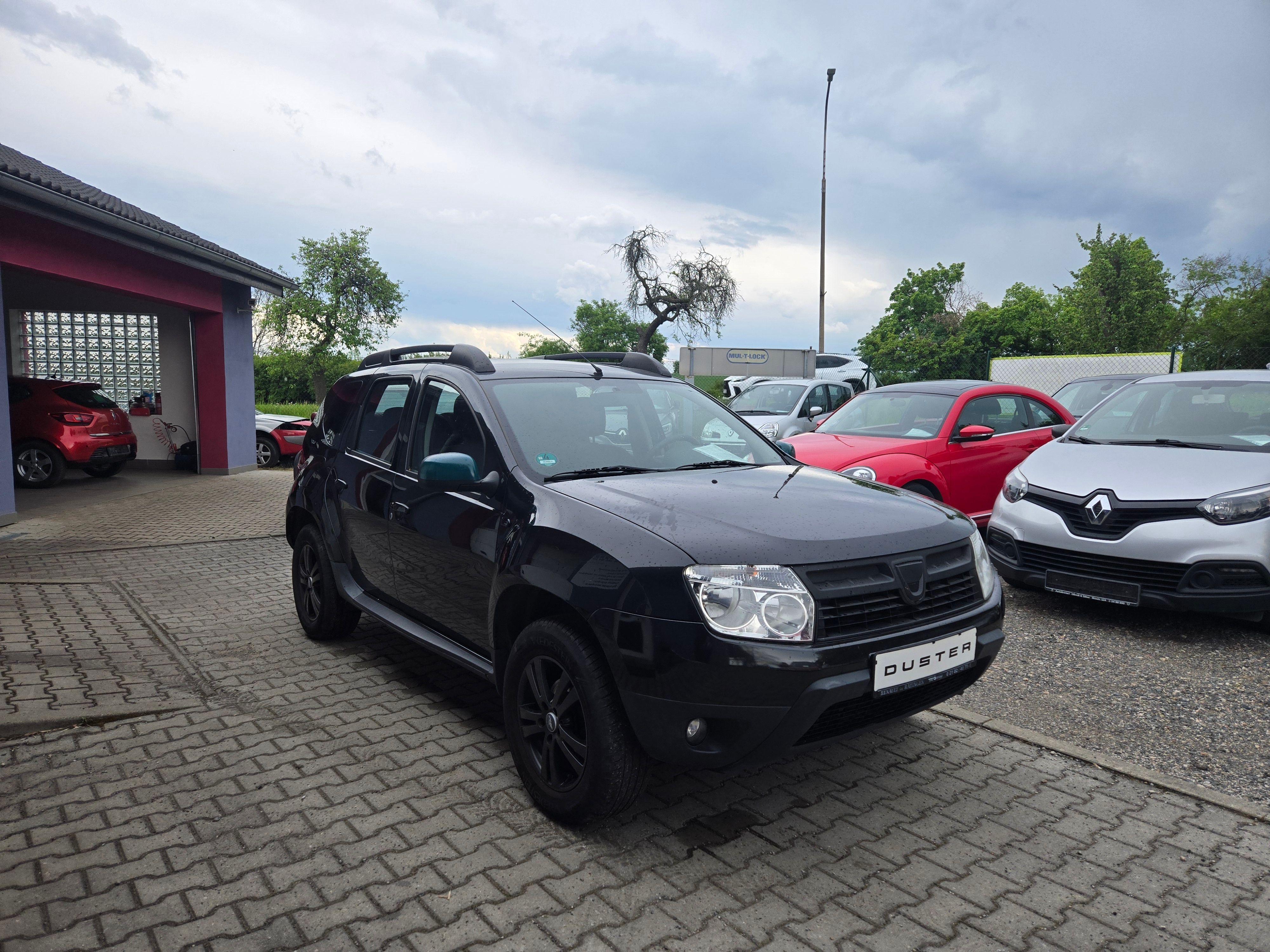 Dacia Duster, 1,6 16V Laureate+zimní kola - fotka 2