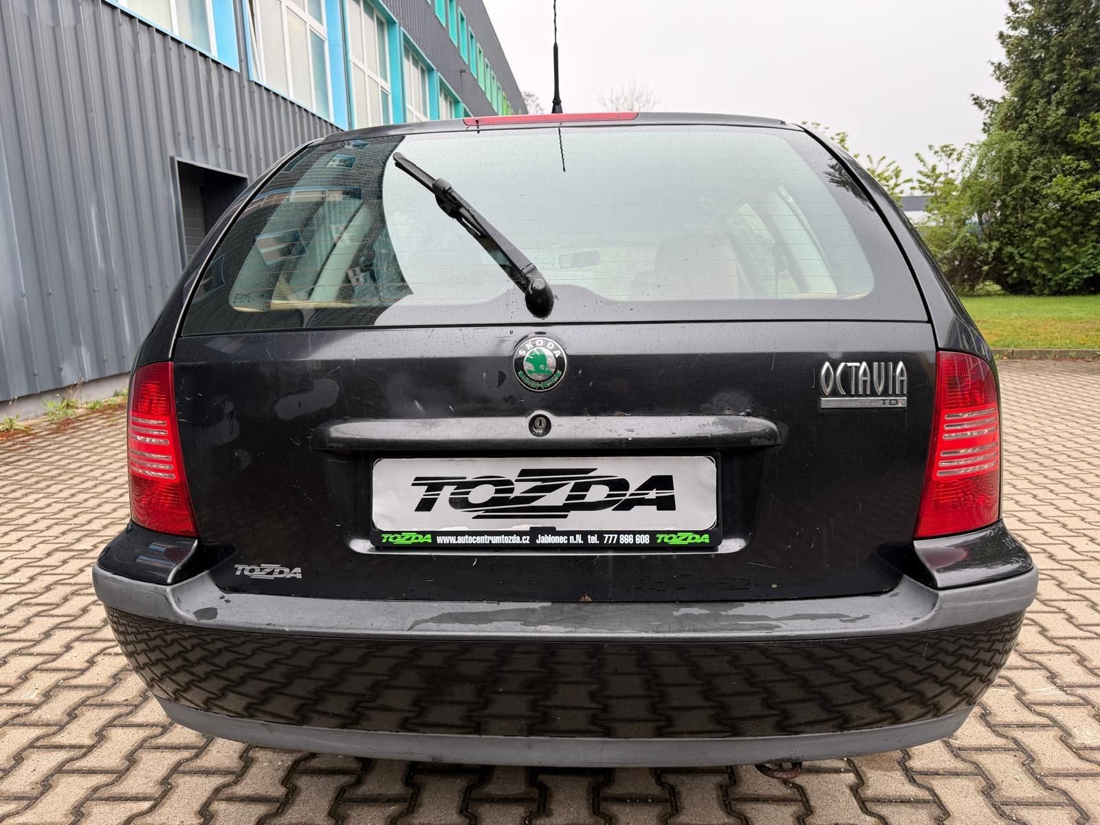 Škoda Octavia, 1,9 TDI / 81 kW / + alu kola - fotka 4