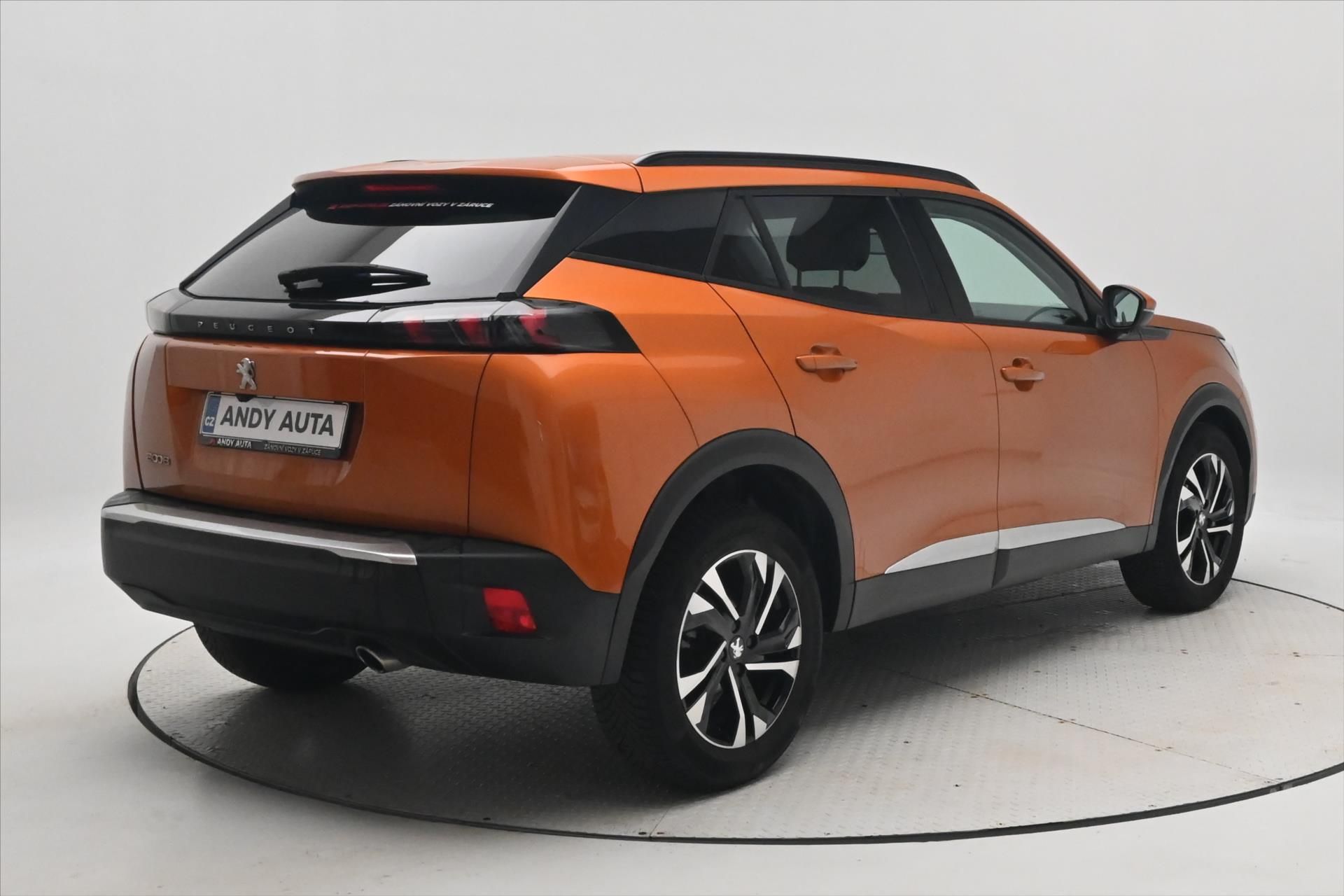 Peugeot 2008, 1,5 BlueHDi 81 kW Allure VŮZ P - fotka 5
