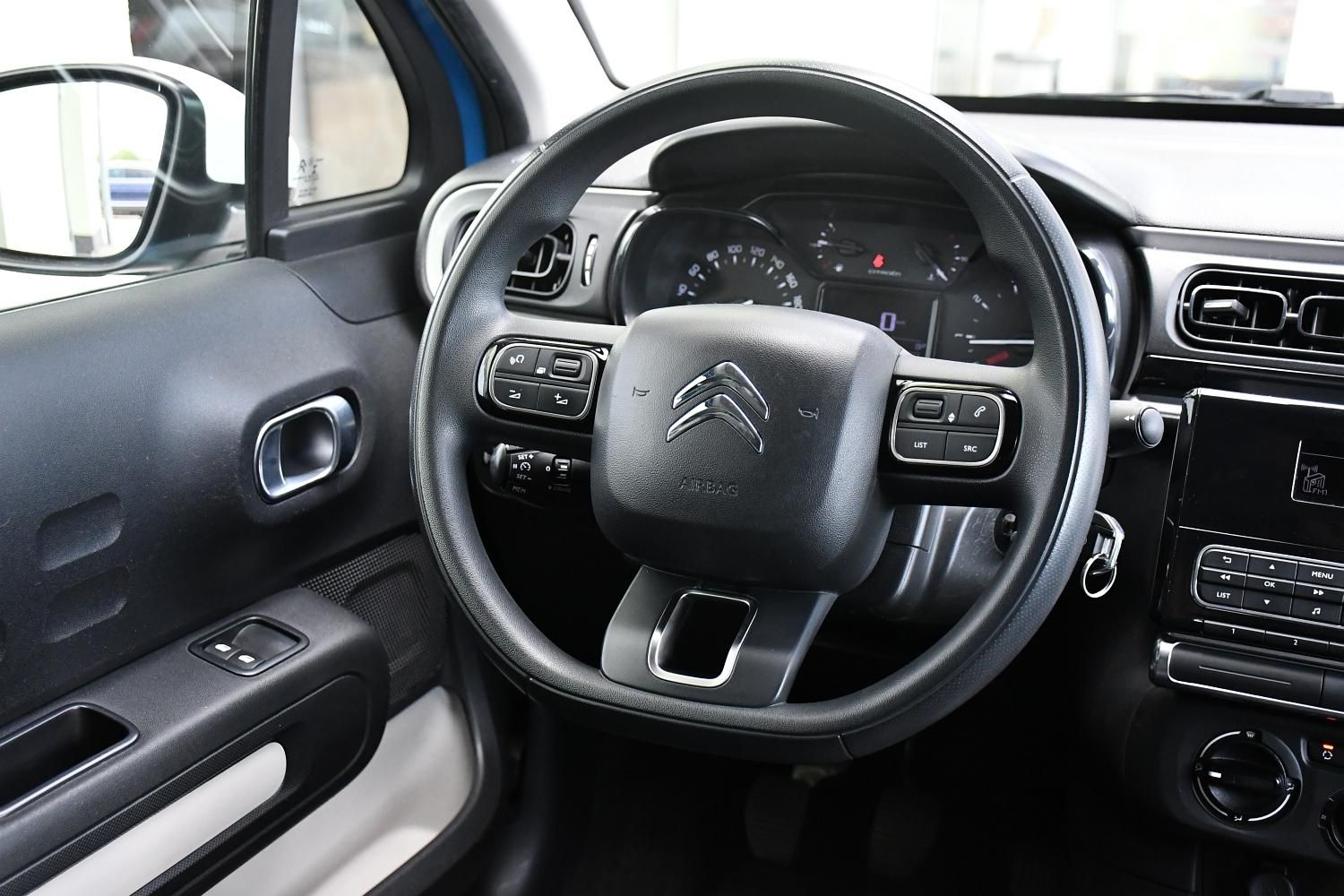 Citroën C3 - fotka 6