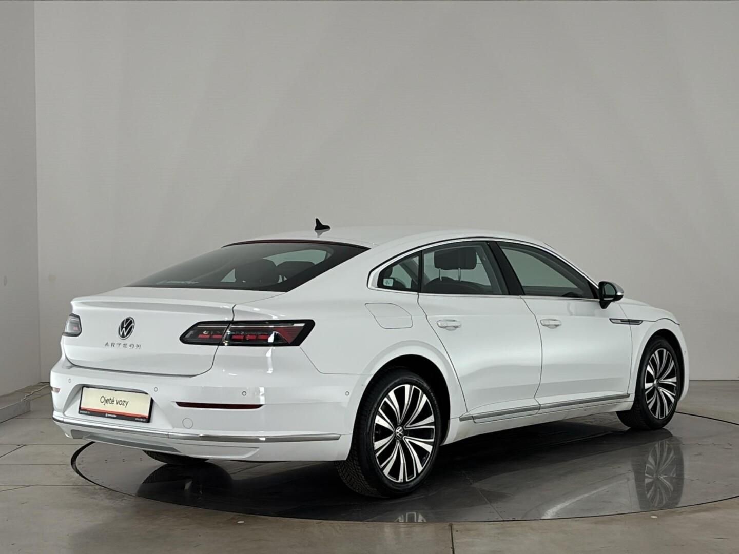 Volkswagen Arteon, 2.0 TDI / 110 kW Elegance DSG - fotka 2