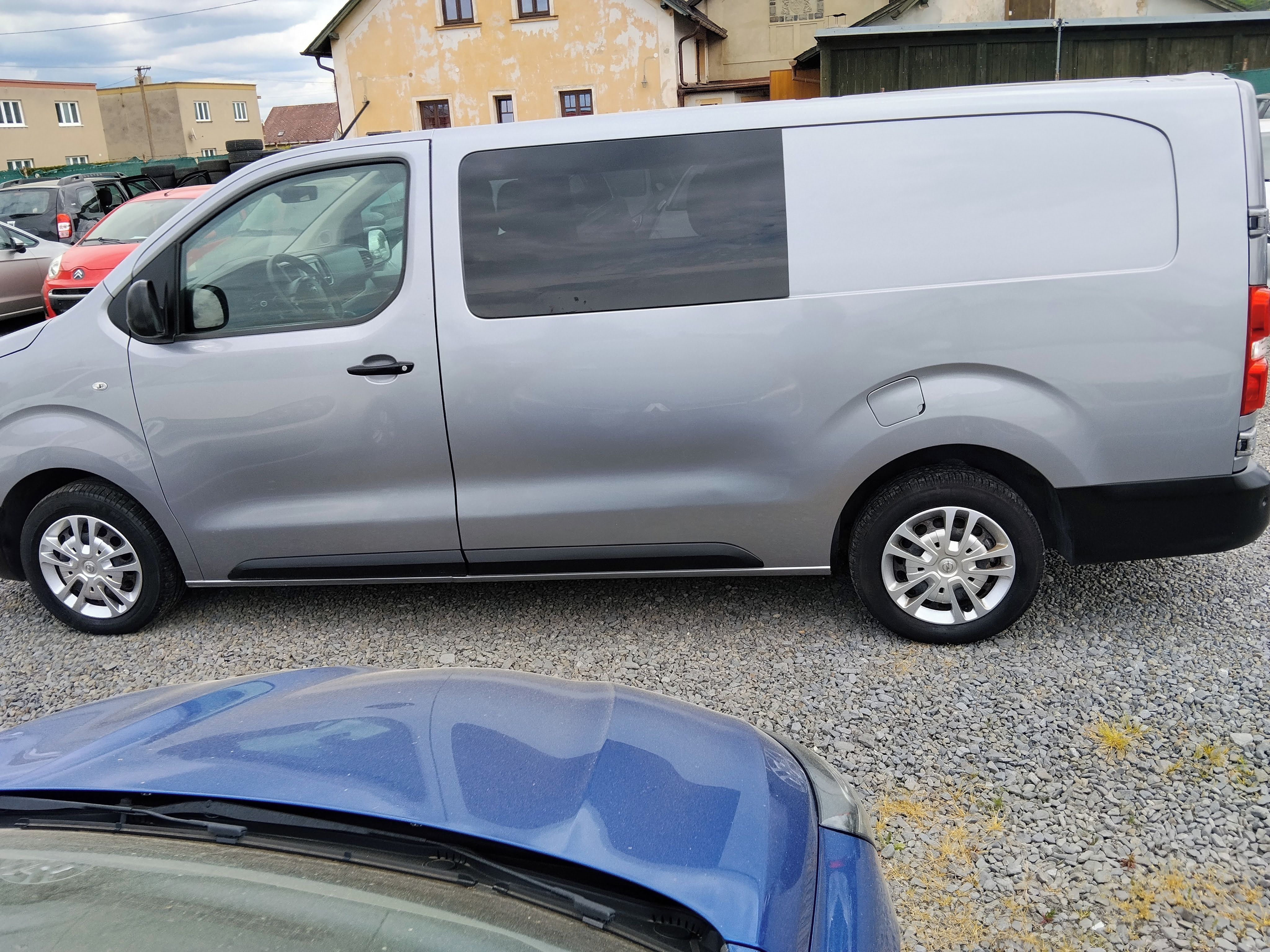 Opel Vivaro, 2.0 CDTI 6 Míst, Klima - fotka 3