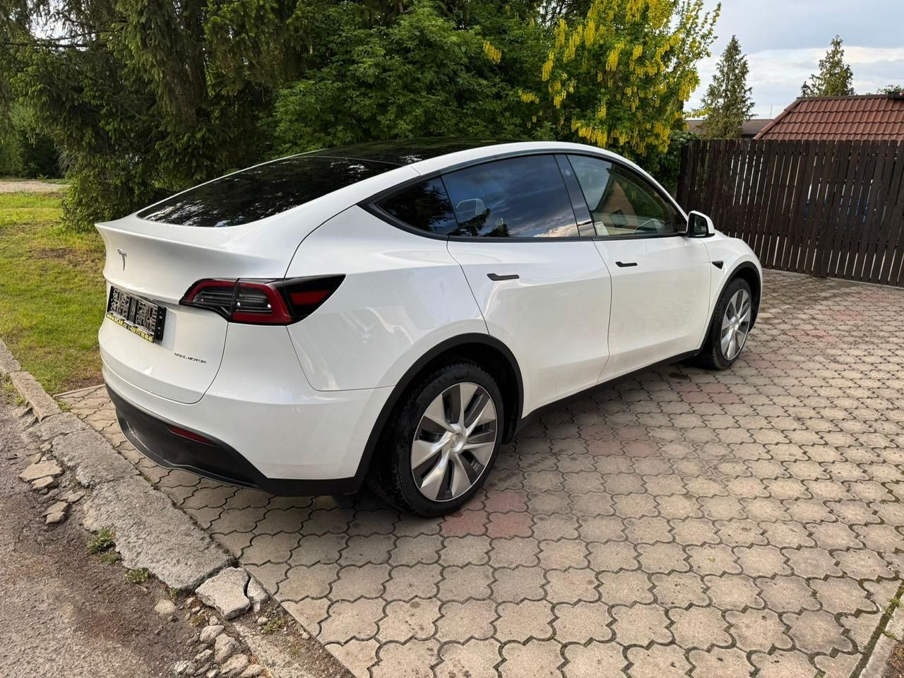Tesla Model Y, LONGE RANGE DUAL MOTOR  91% - fotka 5