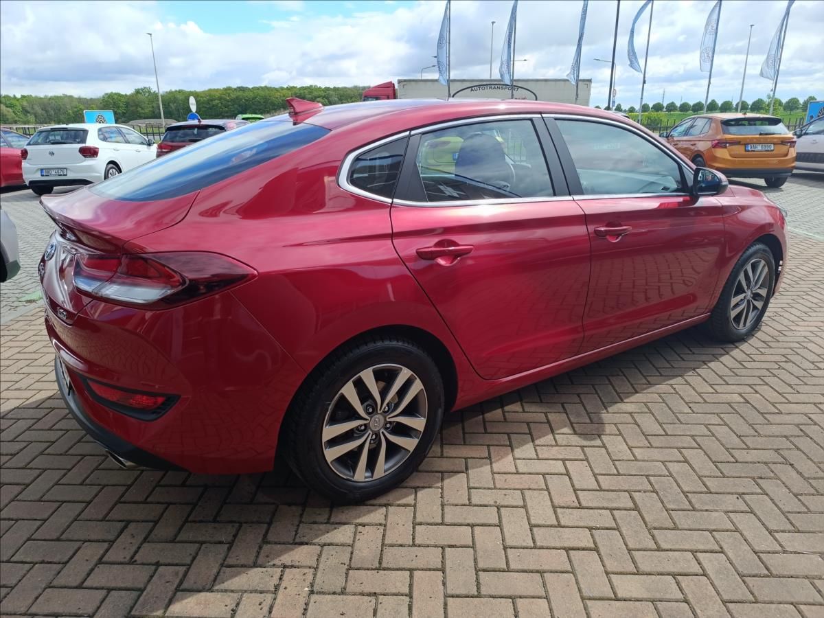 Hyundai i30, 1,0 T-GDi komfort - fotka 5