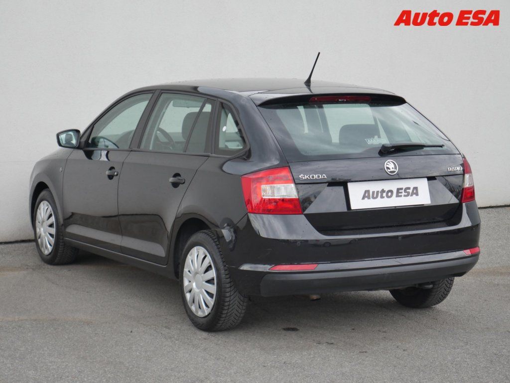 Škoda Rapid, 1.6TDi - fotka 6