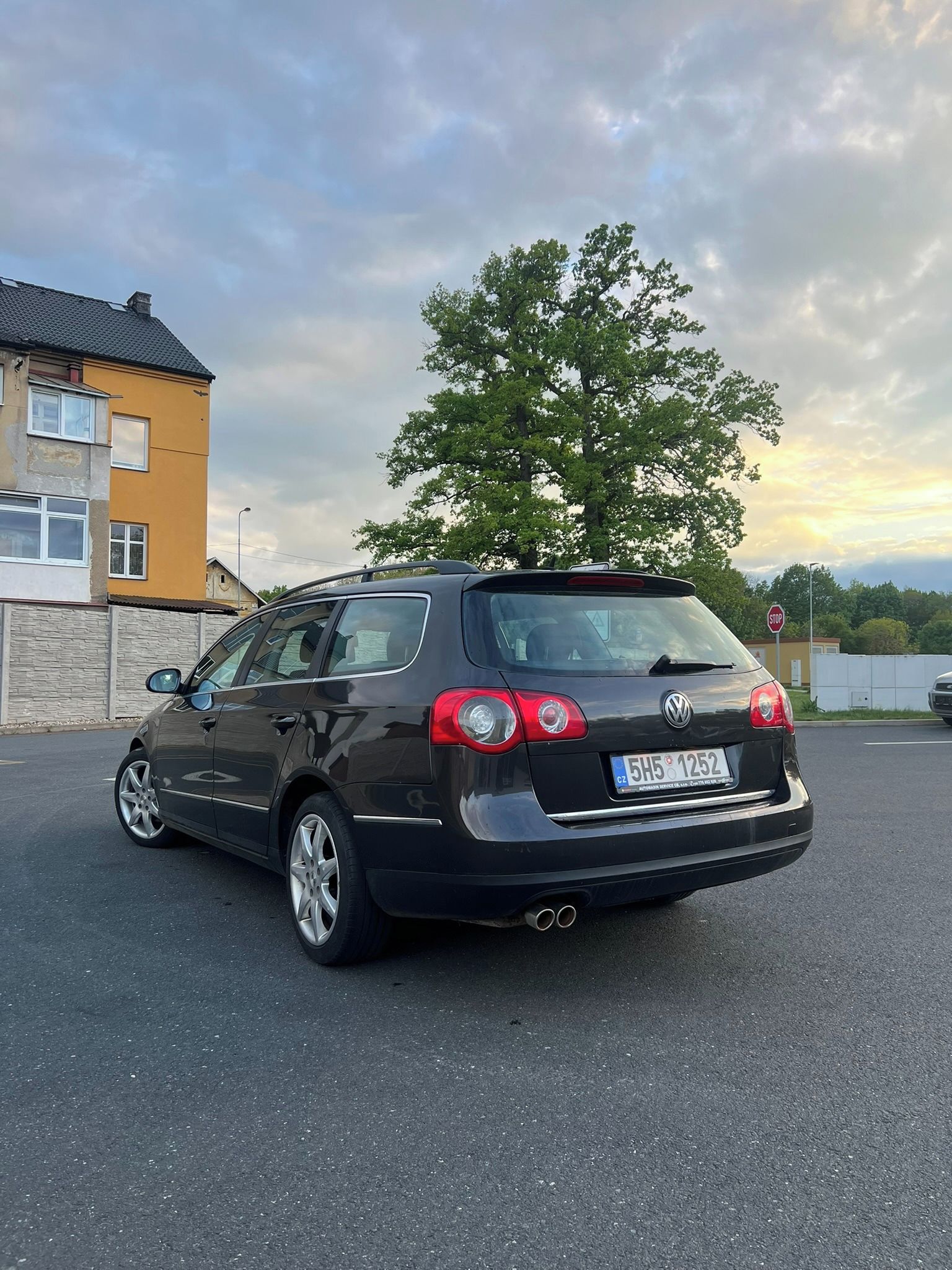 Volkswagen Passat, 2.0 TDI 103kw/AUTOMAT/NOVÁ STK - fotka 6