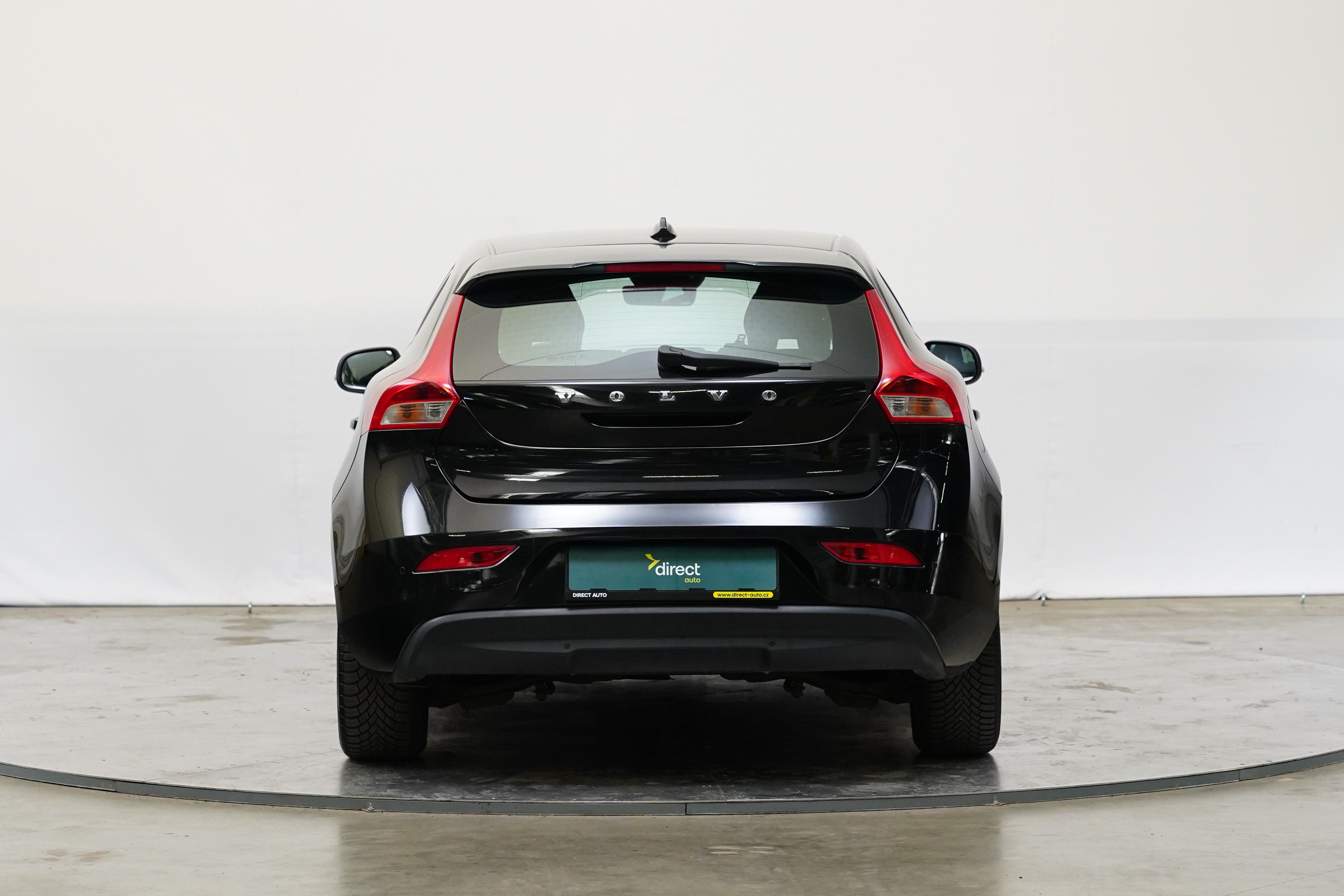 Volvo V40, 2.0 D 88 kW - fotka 6