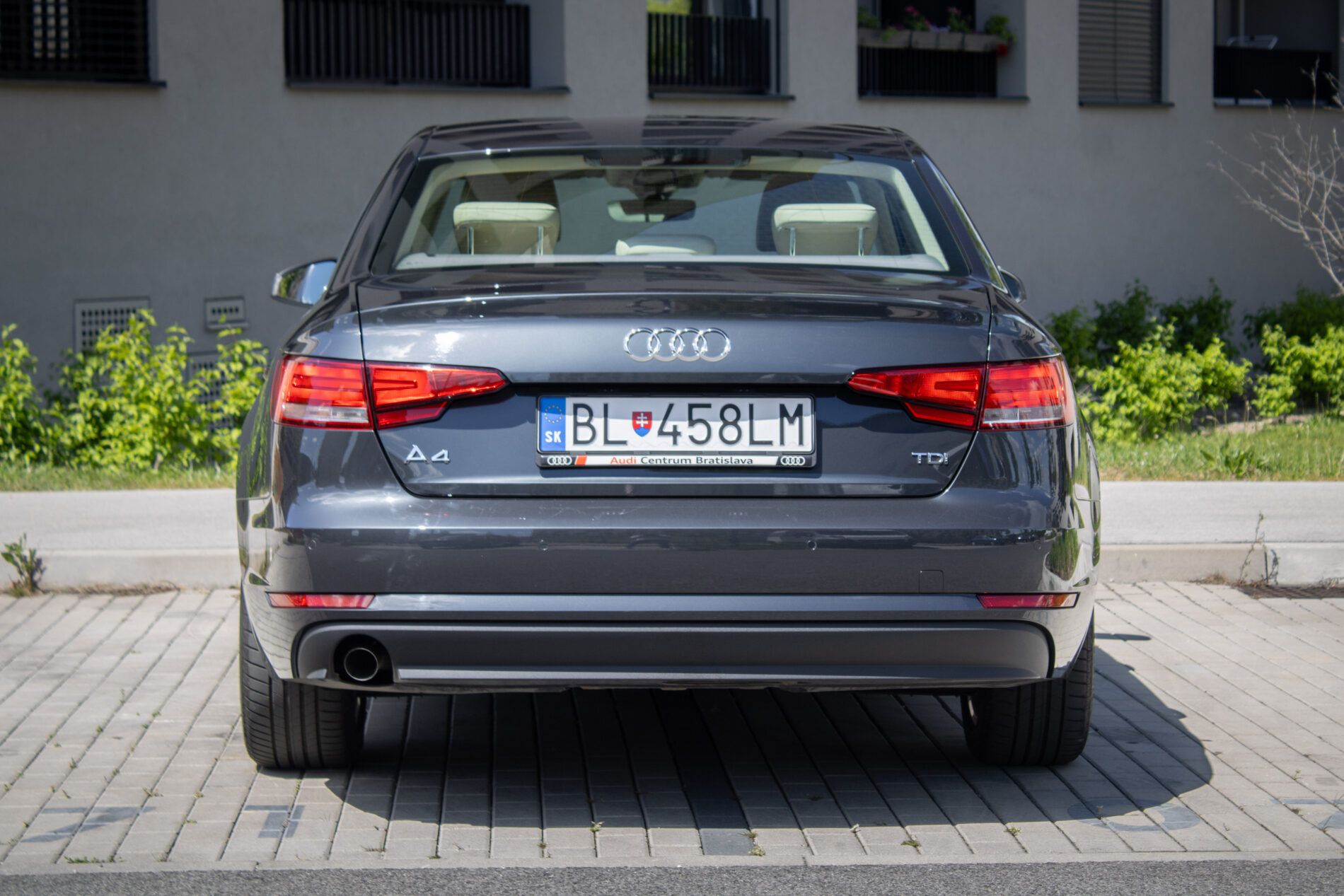 Audi A4 - fotka 6