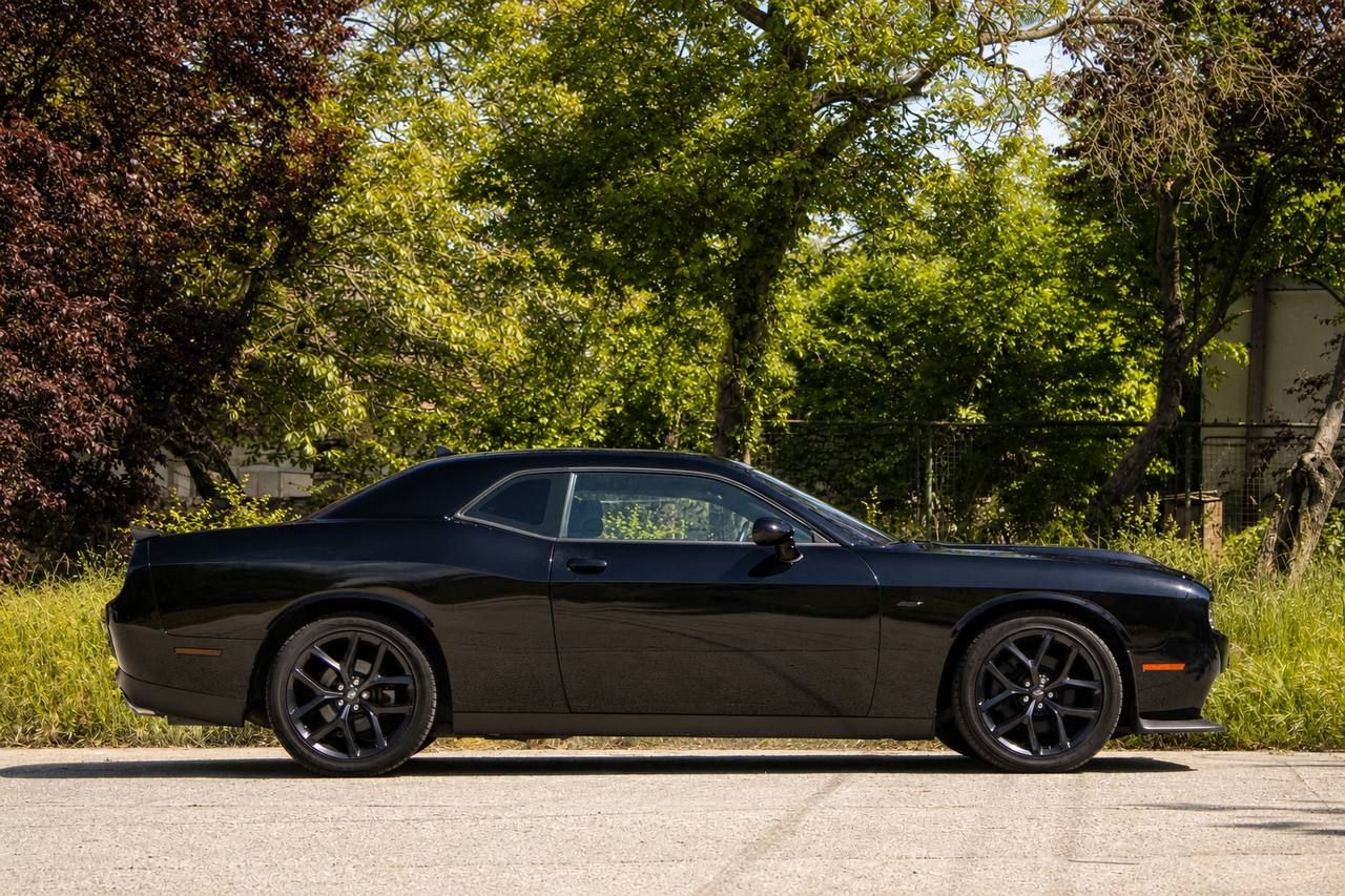 Dodge Challenger - fotka 4