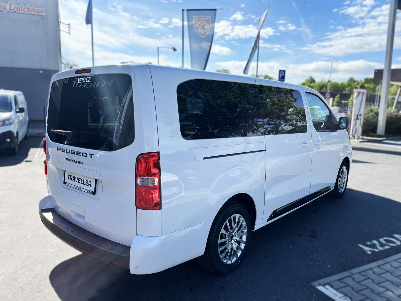 Peugeot Traveller, Active L3 2.2 BlueHDi 180 S&S - fotka 6
