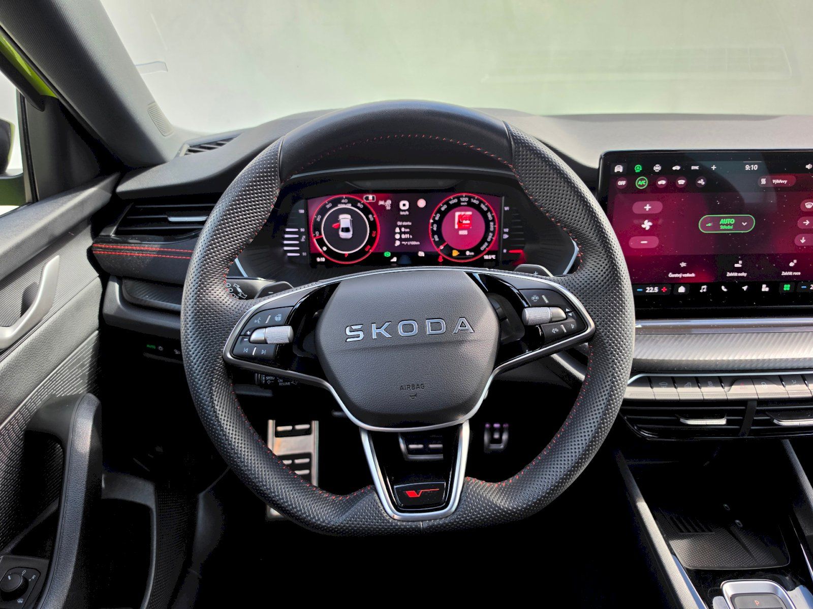 Škoda Octavia, 2,0TSI 195KW DSG RS - fotka 6
