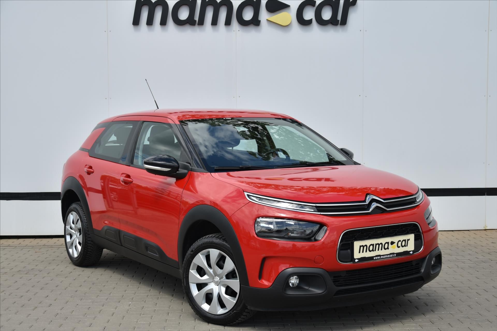 Citroën C4 Cactus, 1.2i SERVISNÍ KNIHA ČR