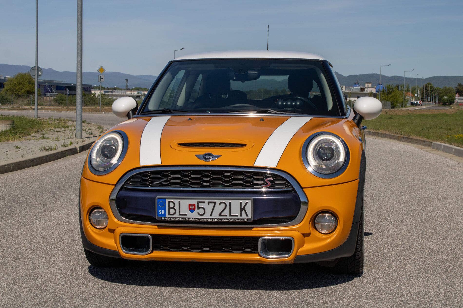 Mini Cooper S - fotka 2