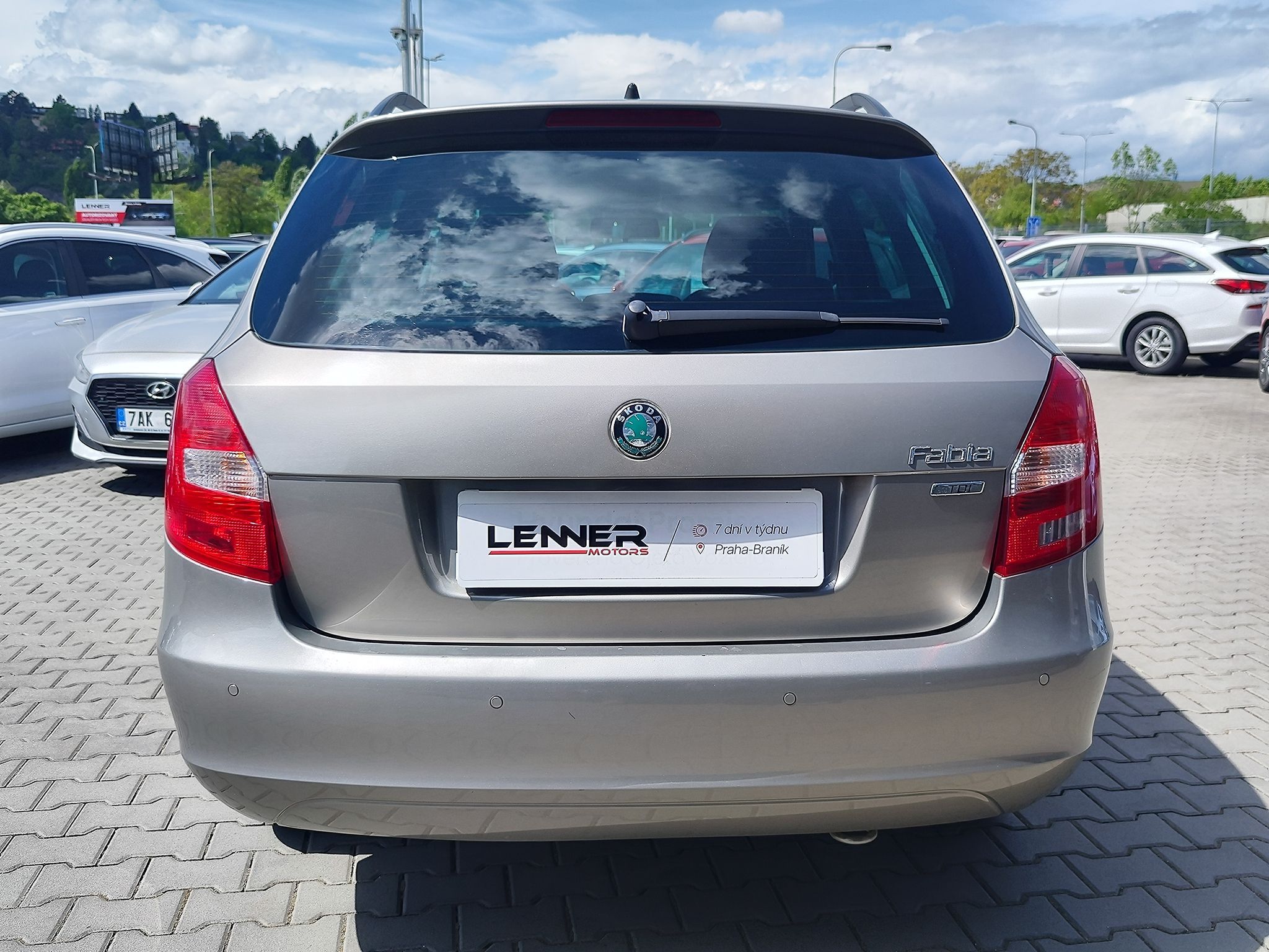 Škoda Fabia, 1.6 TDi/55kW Ambiente - fotka 6