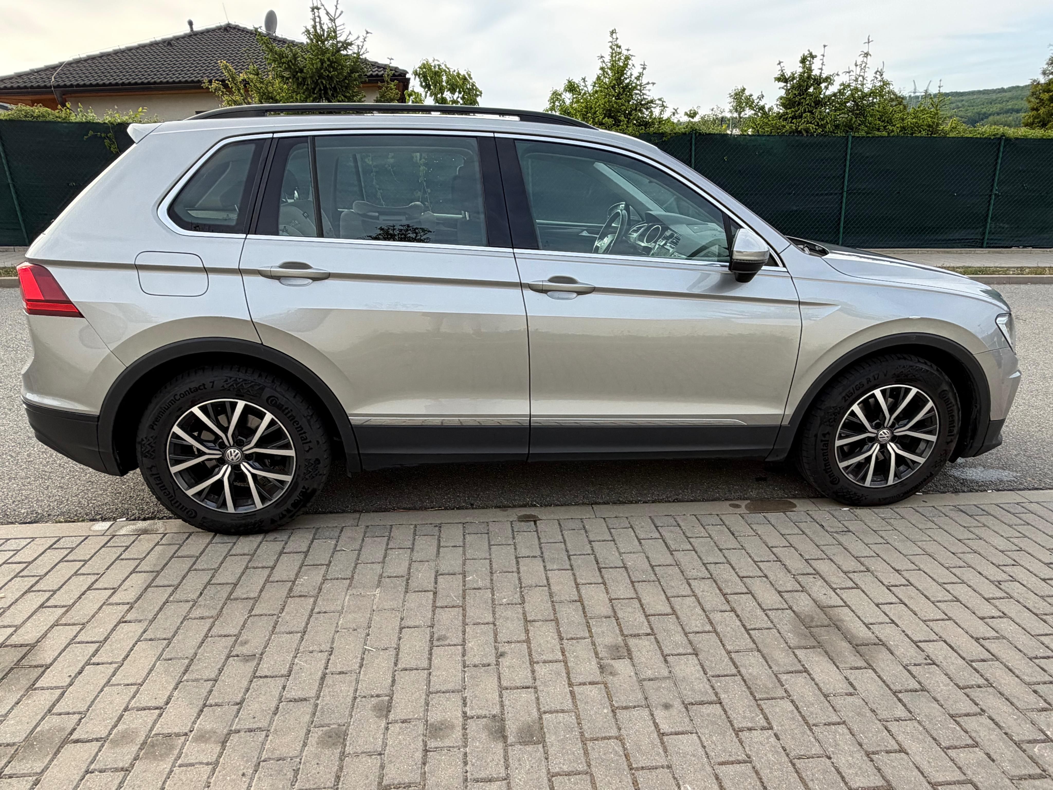 Volkswagen Tiguan, 2.0 TDI, manuál, serviska, DPH - fotka 6