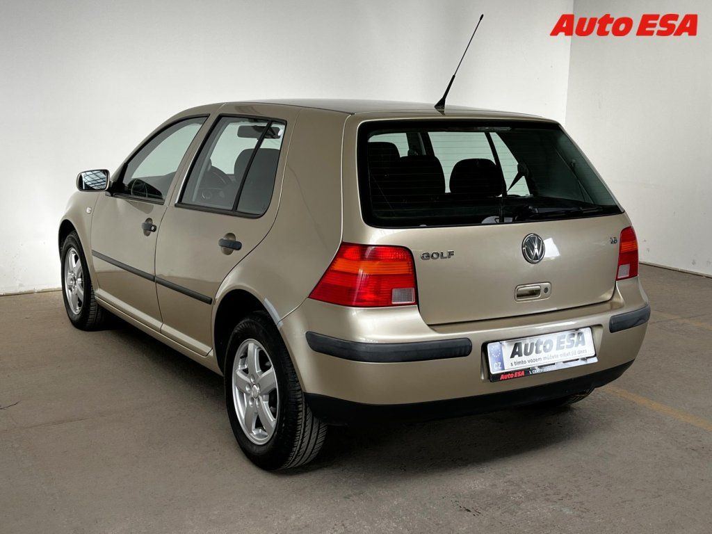 Volkswagen Golf, 1.6 - fotka 6