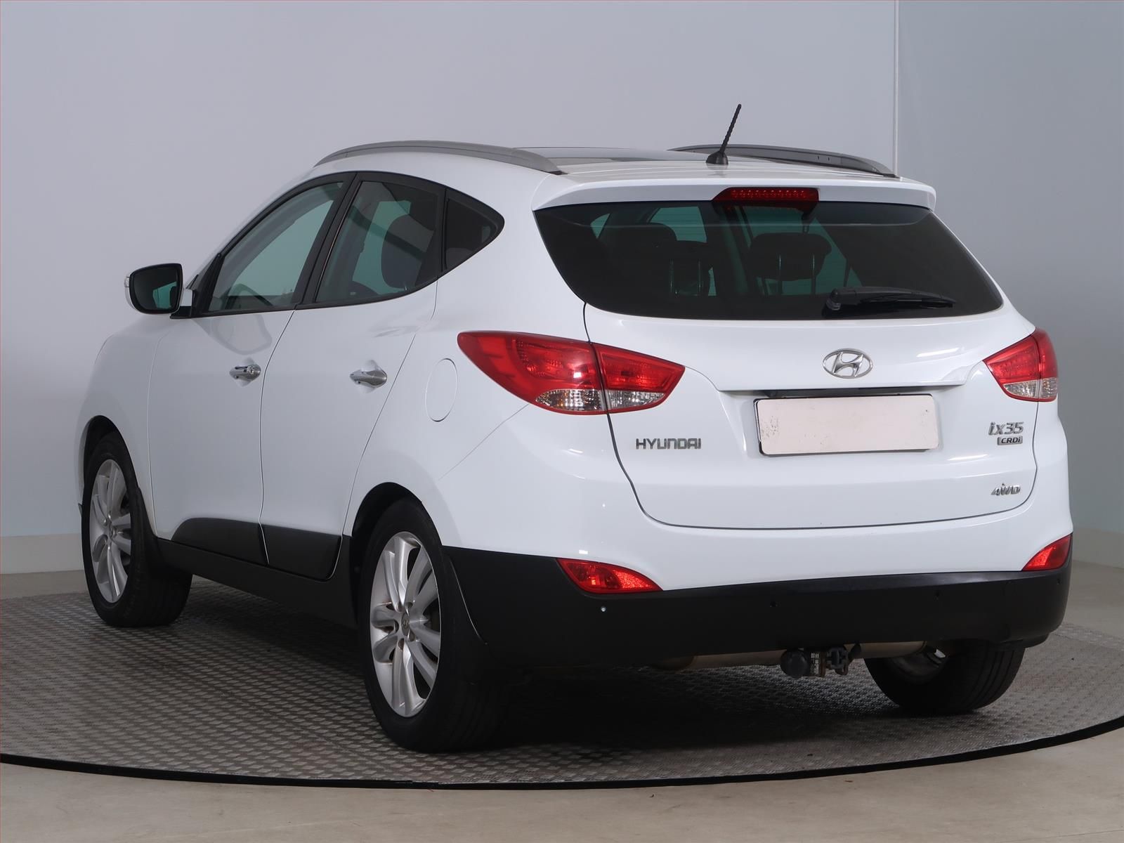 Hyundai ix35, 2.0 CRDi, 4X4, Automat - fotka 4