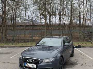 AUDI A4 3.0 TDI QUATTRO MANUÁL