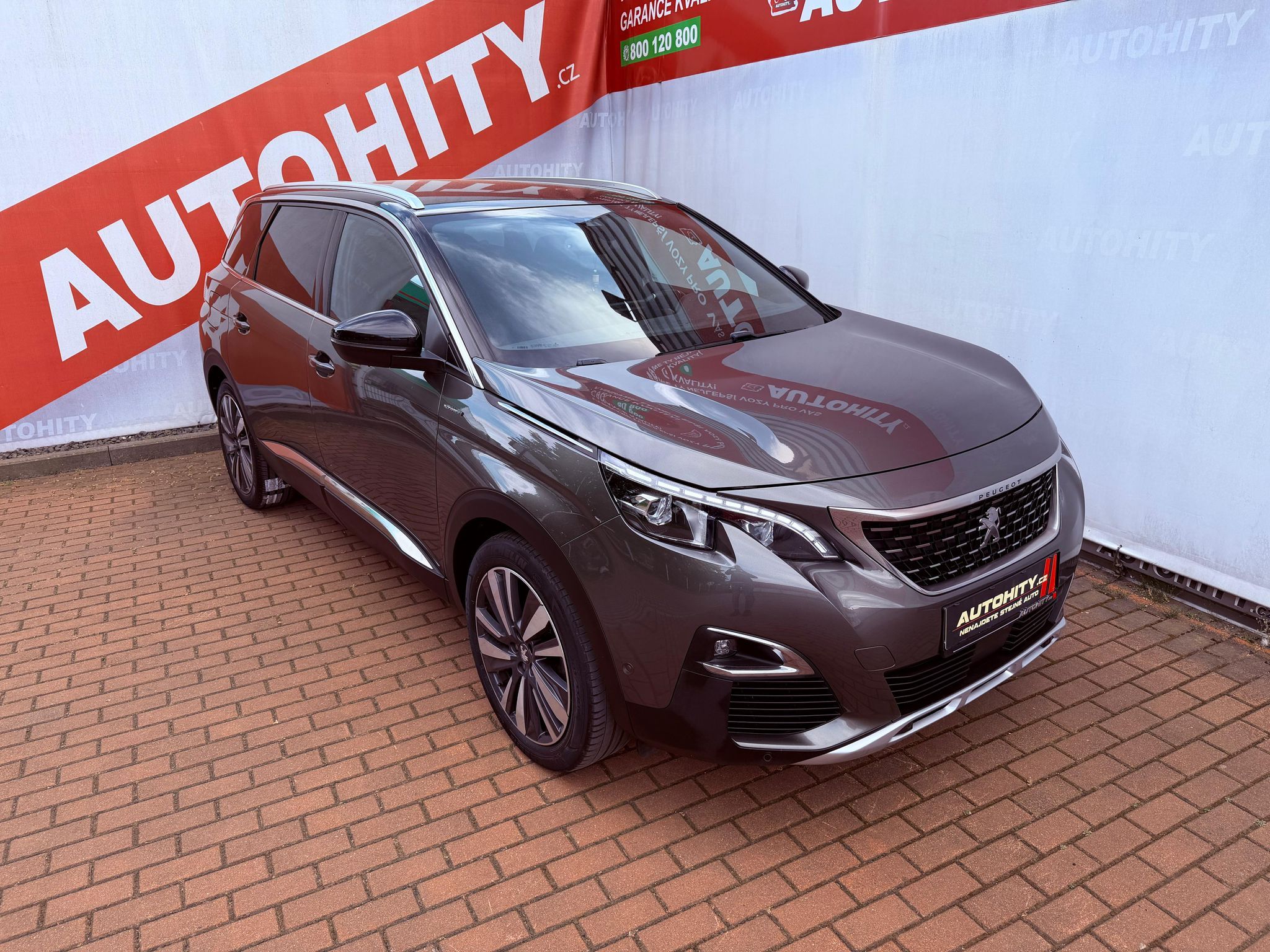 Peugeot 5008, 1.6 PureTech Allure, Serviska - fotka 5