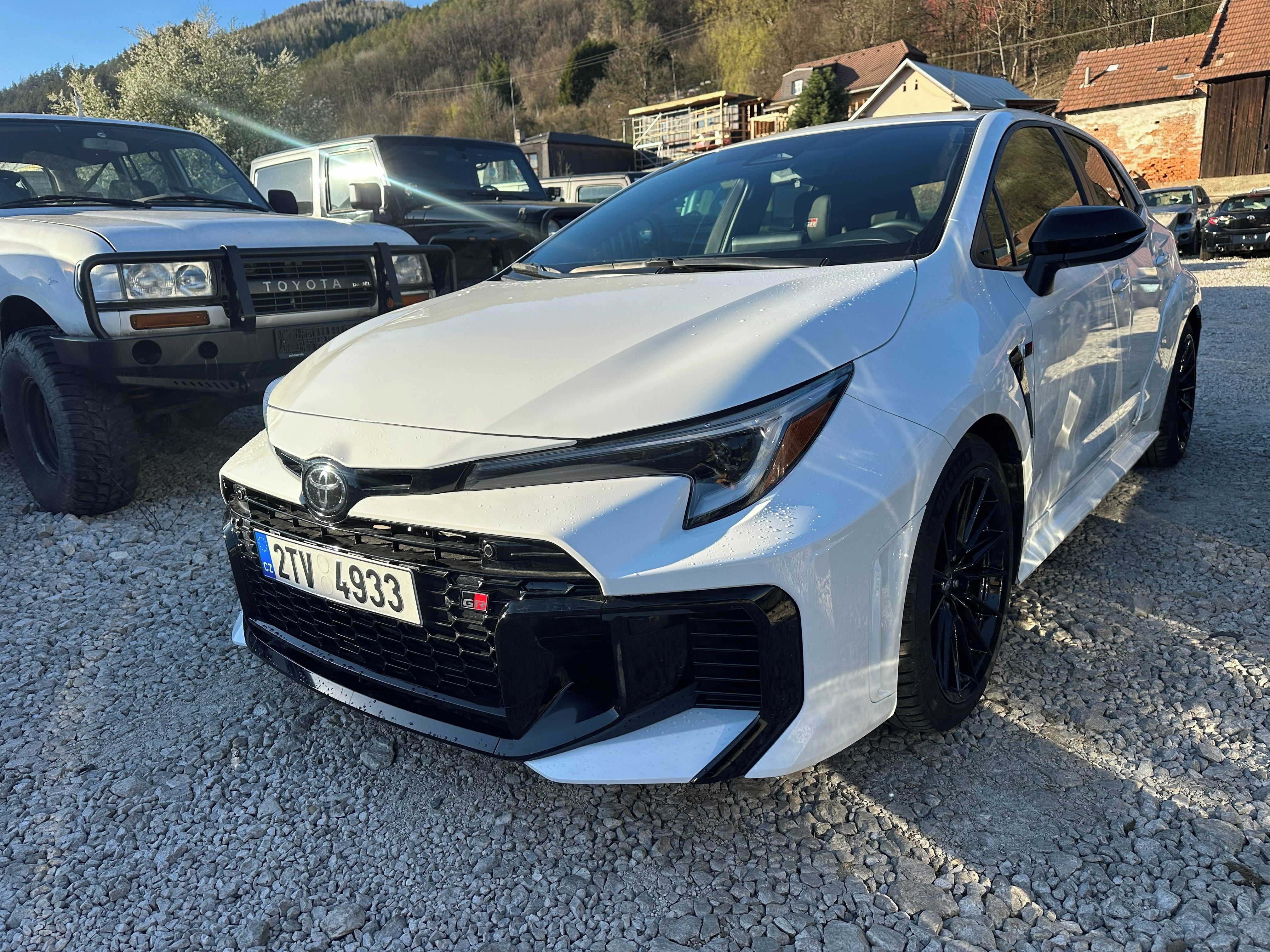 Toyota Corolla, Toyota Corolla GR - fotka 2