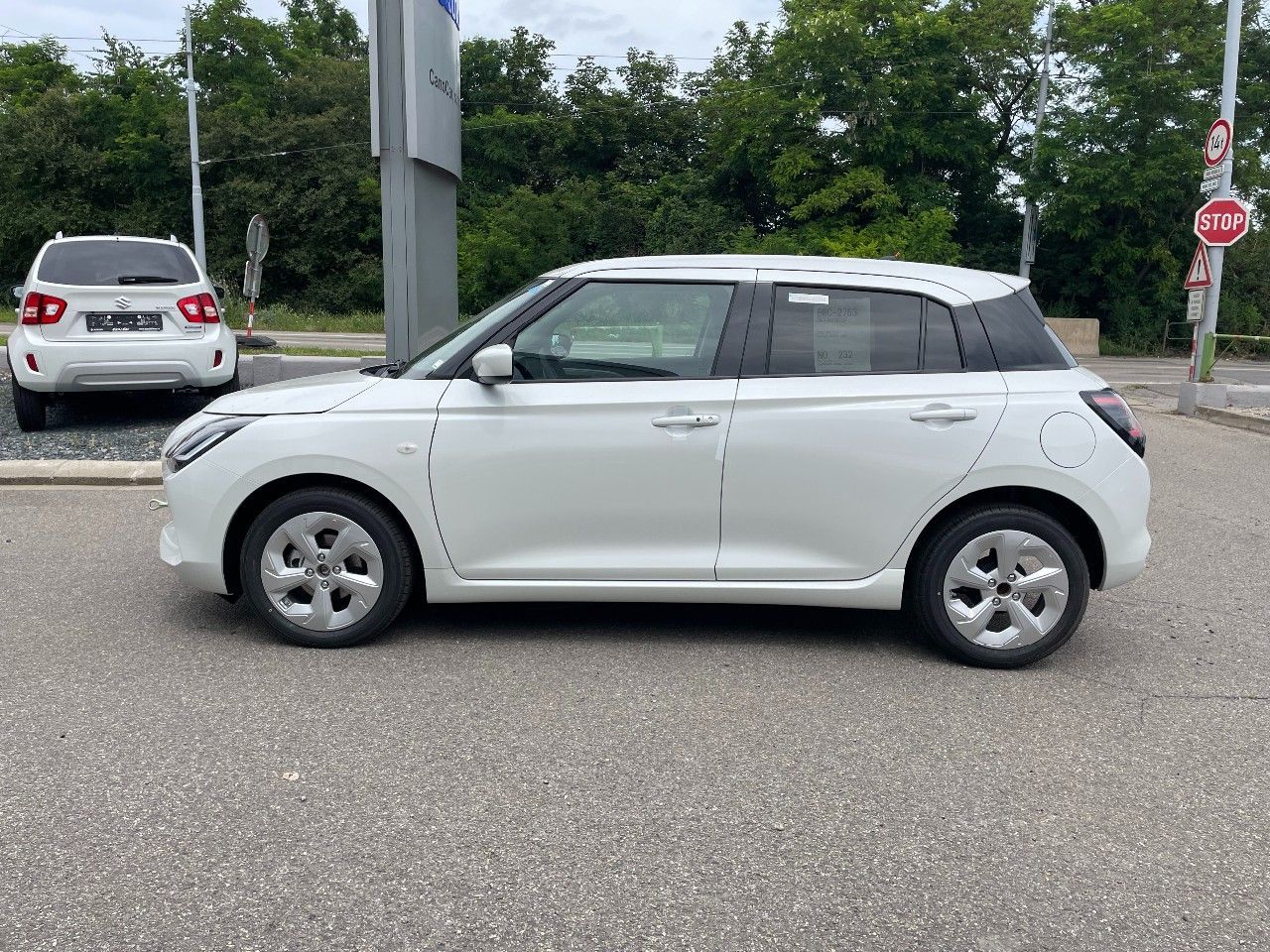Suzuki Swift, Premium 1,2 DualJet Hybrid - fotka 4