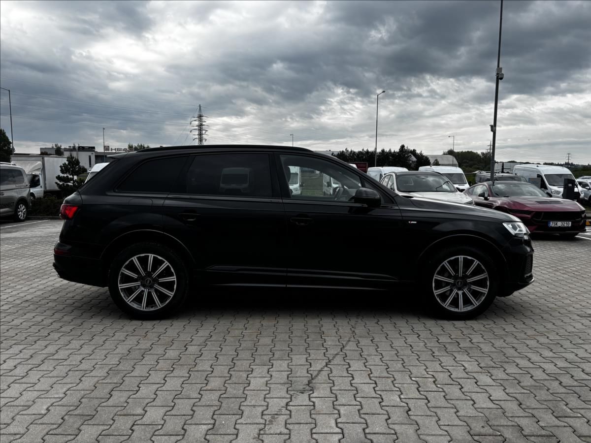 Audi Q7, 3,0 TDI 210kW quattro S-line - fotka 6