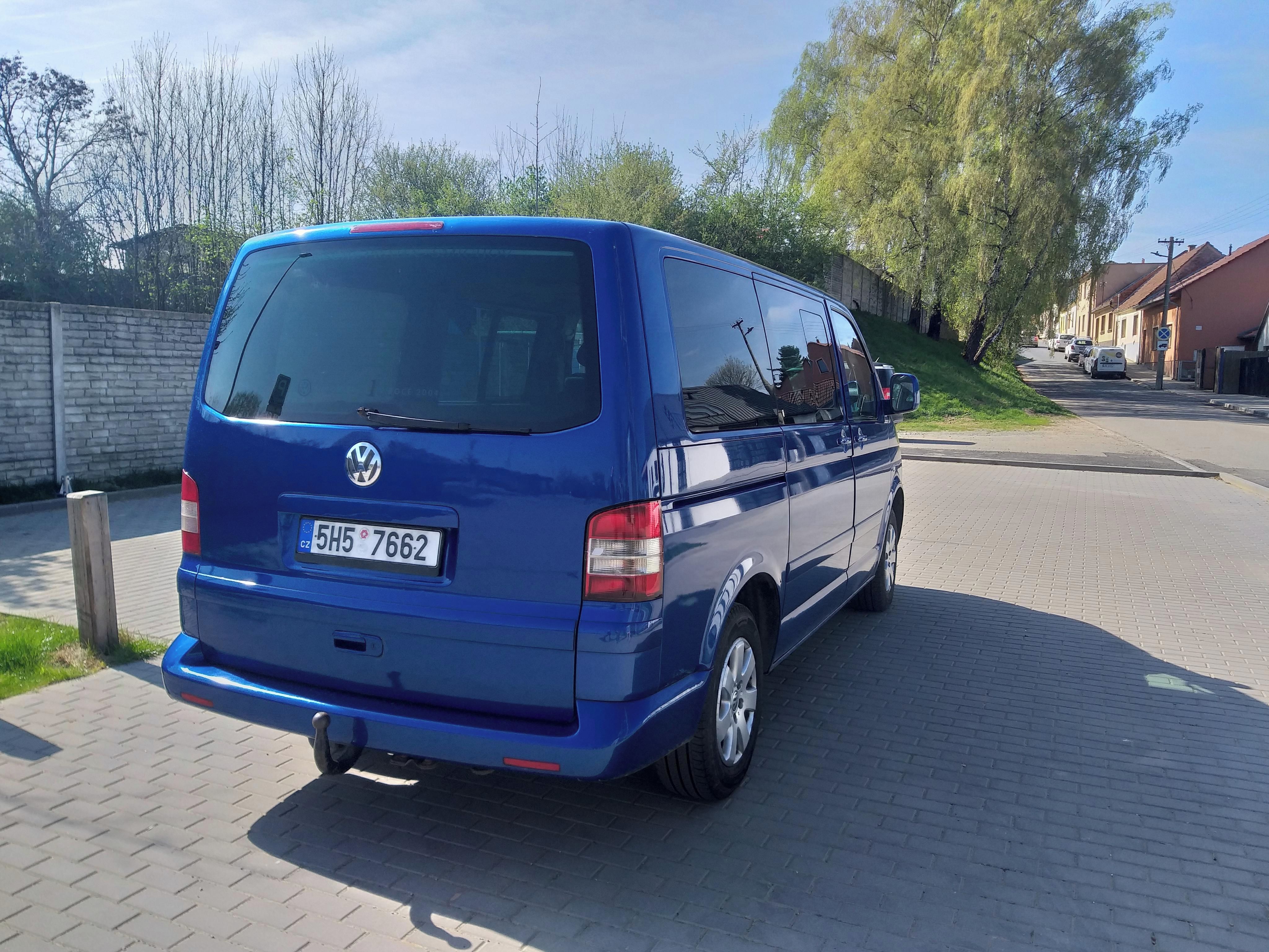 Volkswagen Multivan, T5, 2.5 TDI, 96 kw - fotka 4