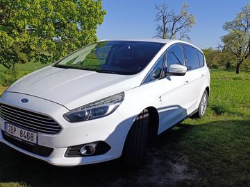 Ford s-max titánium 4x4