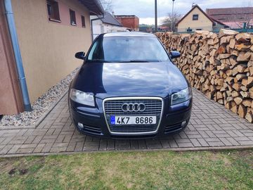 Audi A3 8pa sportback 1.6 FSI