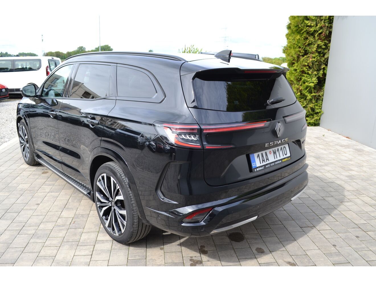 Renault Espace, VI ICONIC E-TECH FULL HYBRID 2 - fotka 3