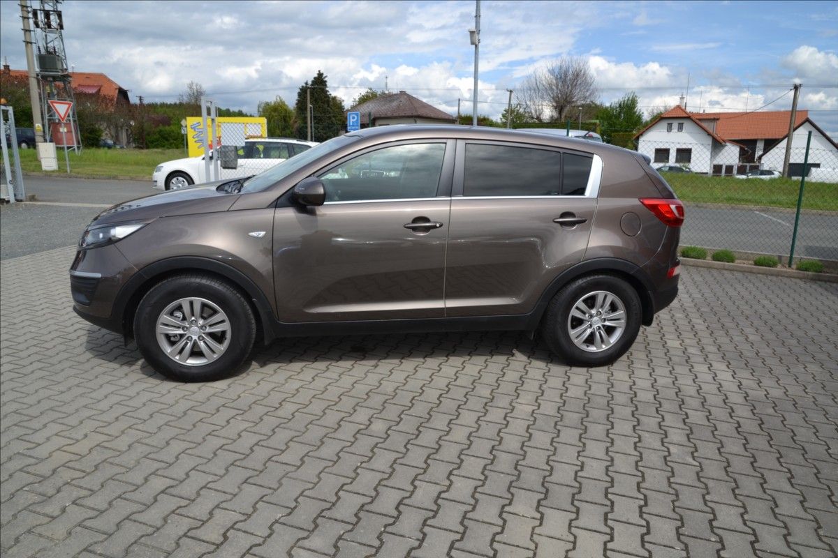 Kia Sportage, 1,6 GDI 99 kW ČR 67880 KM TZ N - fotka 4