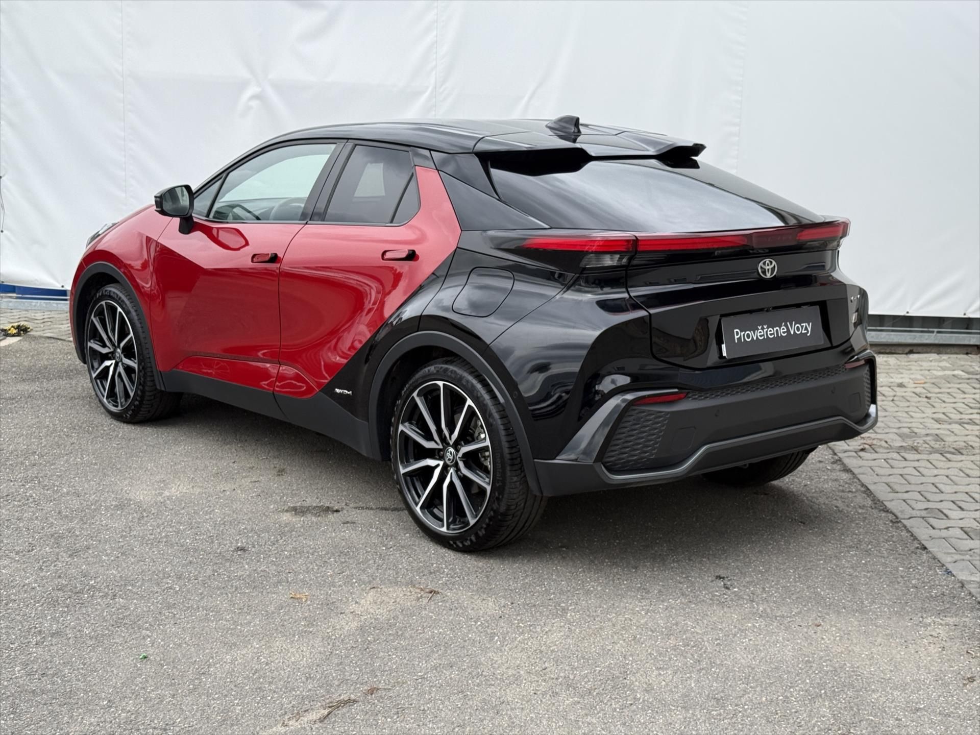 Toyota C-HR, 2,0 GR Sport Premiere Edition, - fotka 4