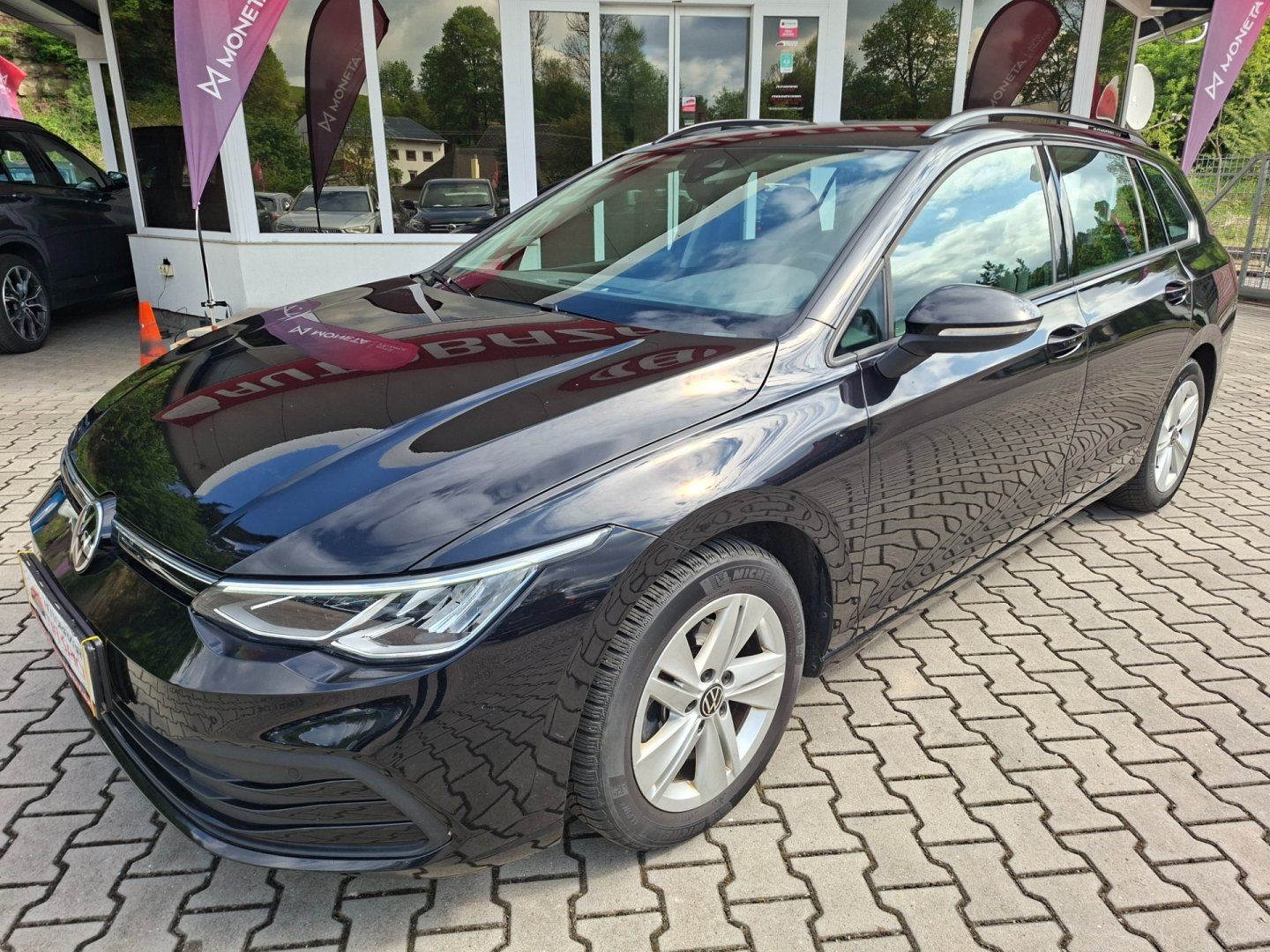 Volkswagen Golf, 1.0eTSI 81kW DSG -VÝBAVA-LED - fotka 4
