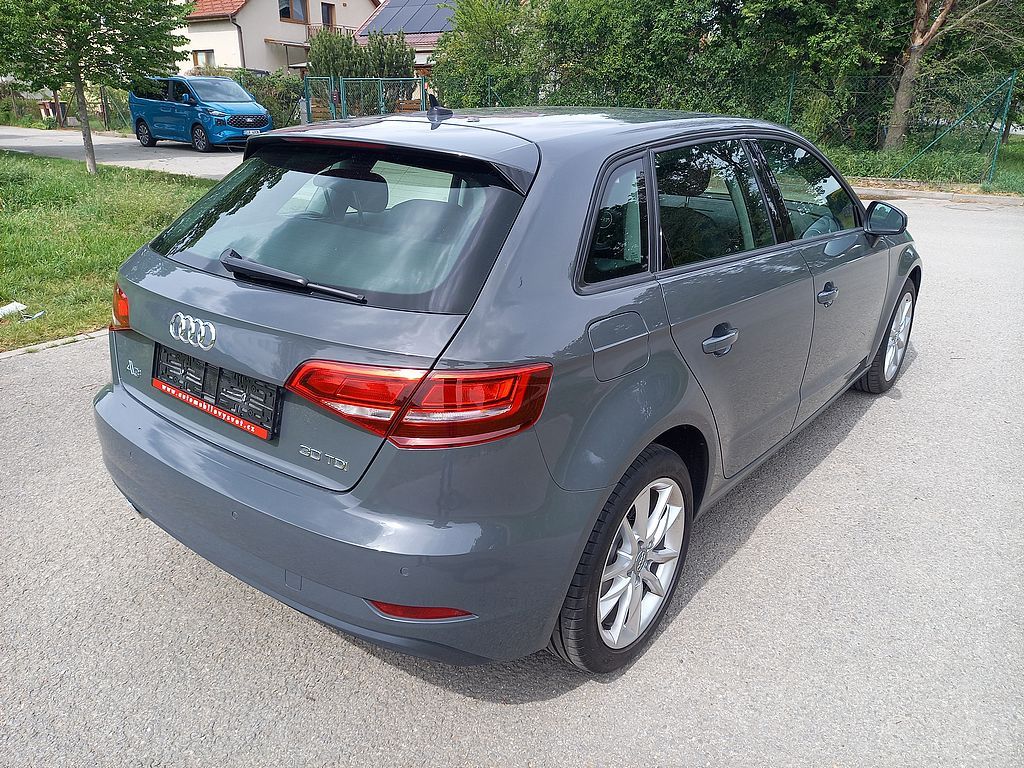 Audi A3, 1.6TDi Sportback 85kW DSG - fotka 3
