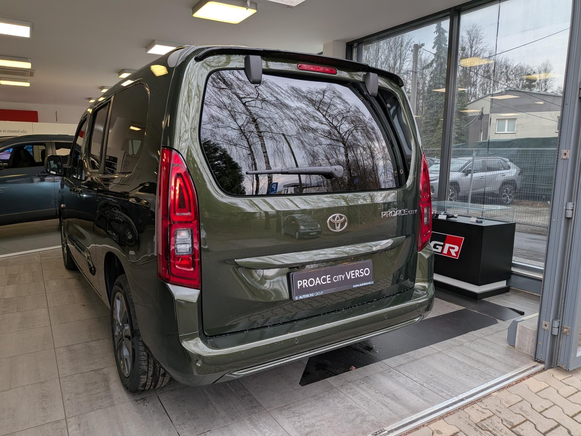 Toyota Proace, Family 7S 5D - Passenger LWB, - fotka 5