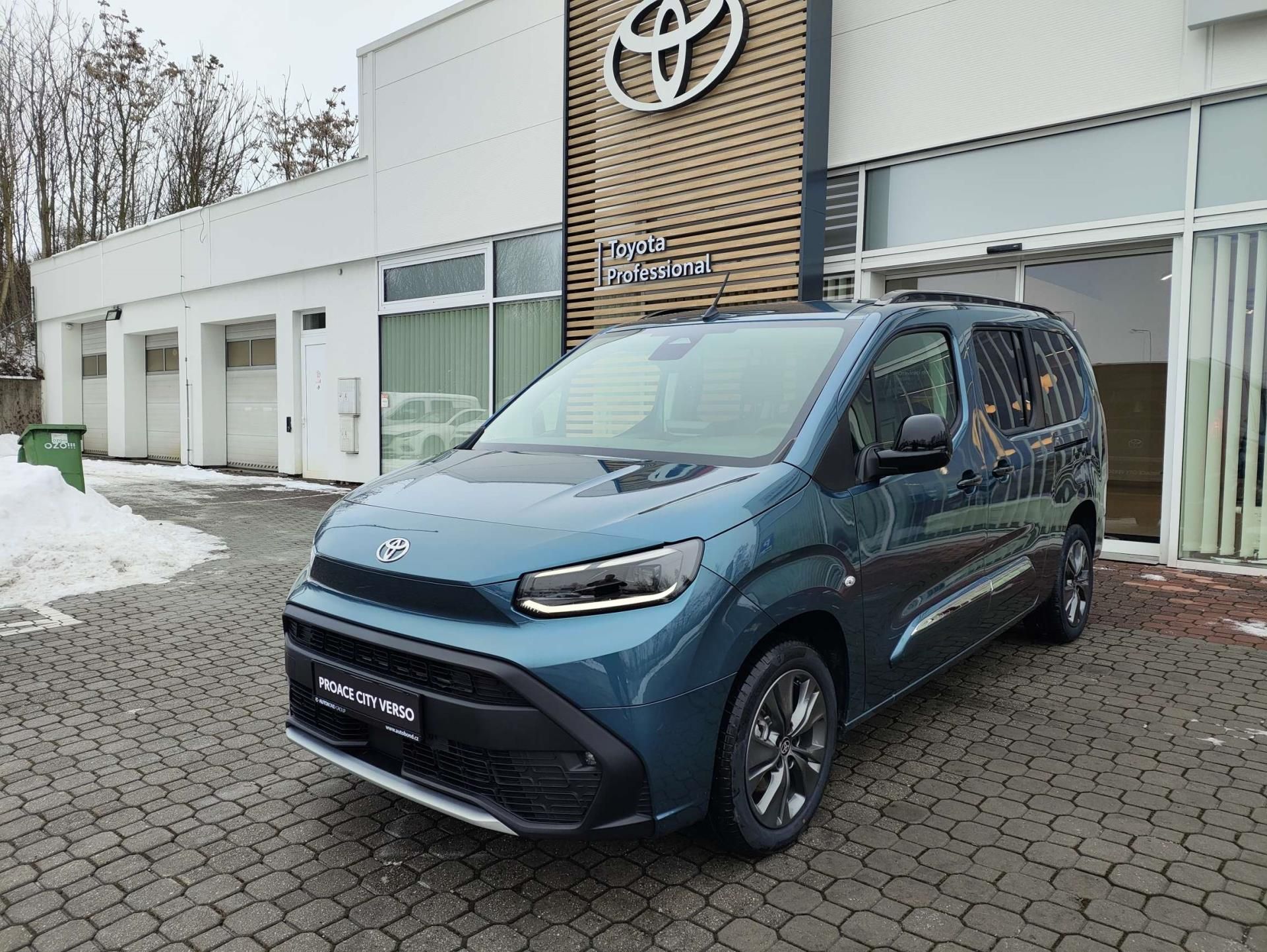 Toyota Proace City Verso, 1.5D 8AT Family 7S - fotka 2