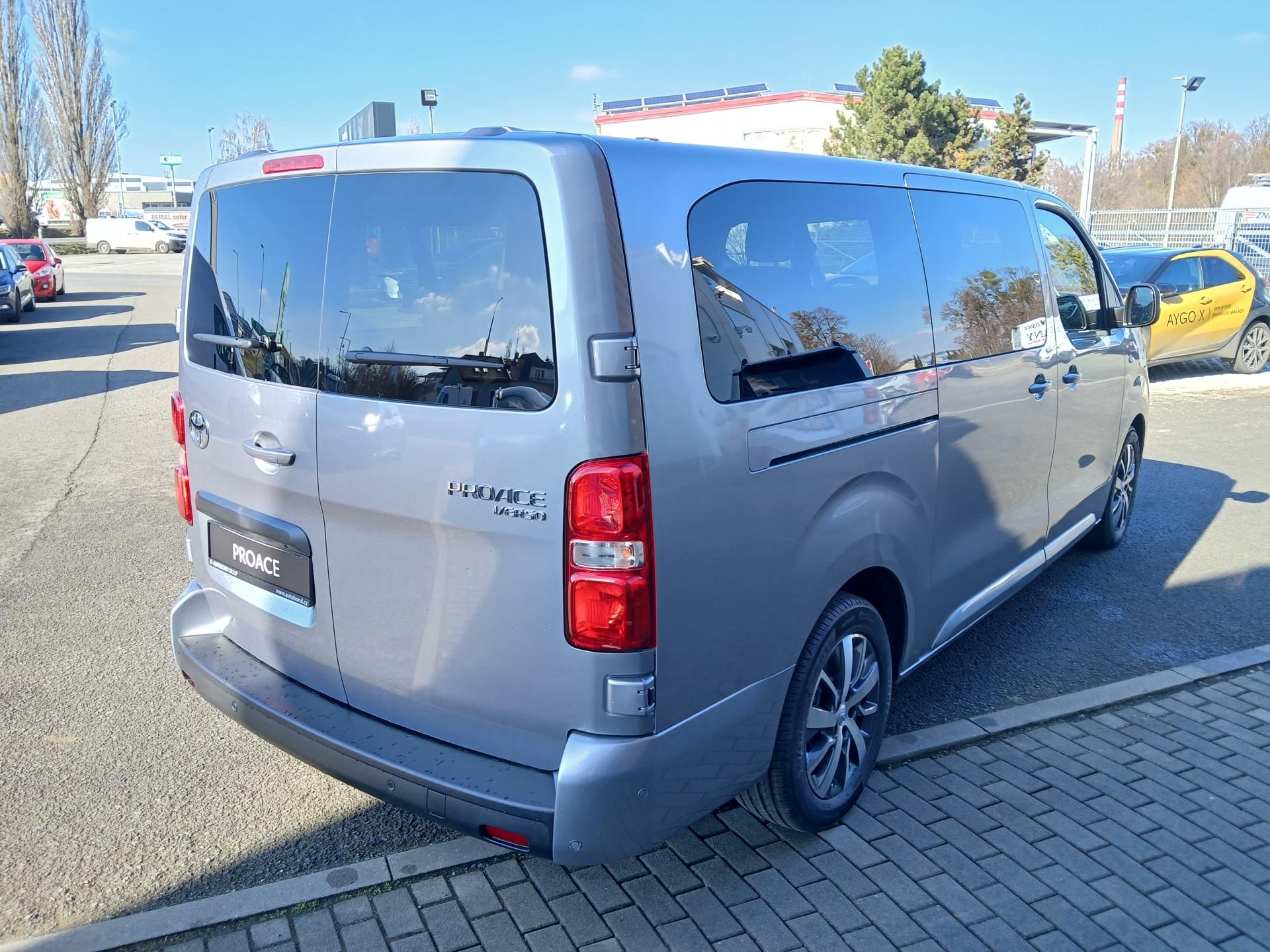 Toyota Proace Verso, 2.2 D, Business 8s comfort AT - fotka 5
