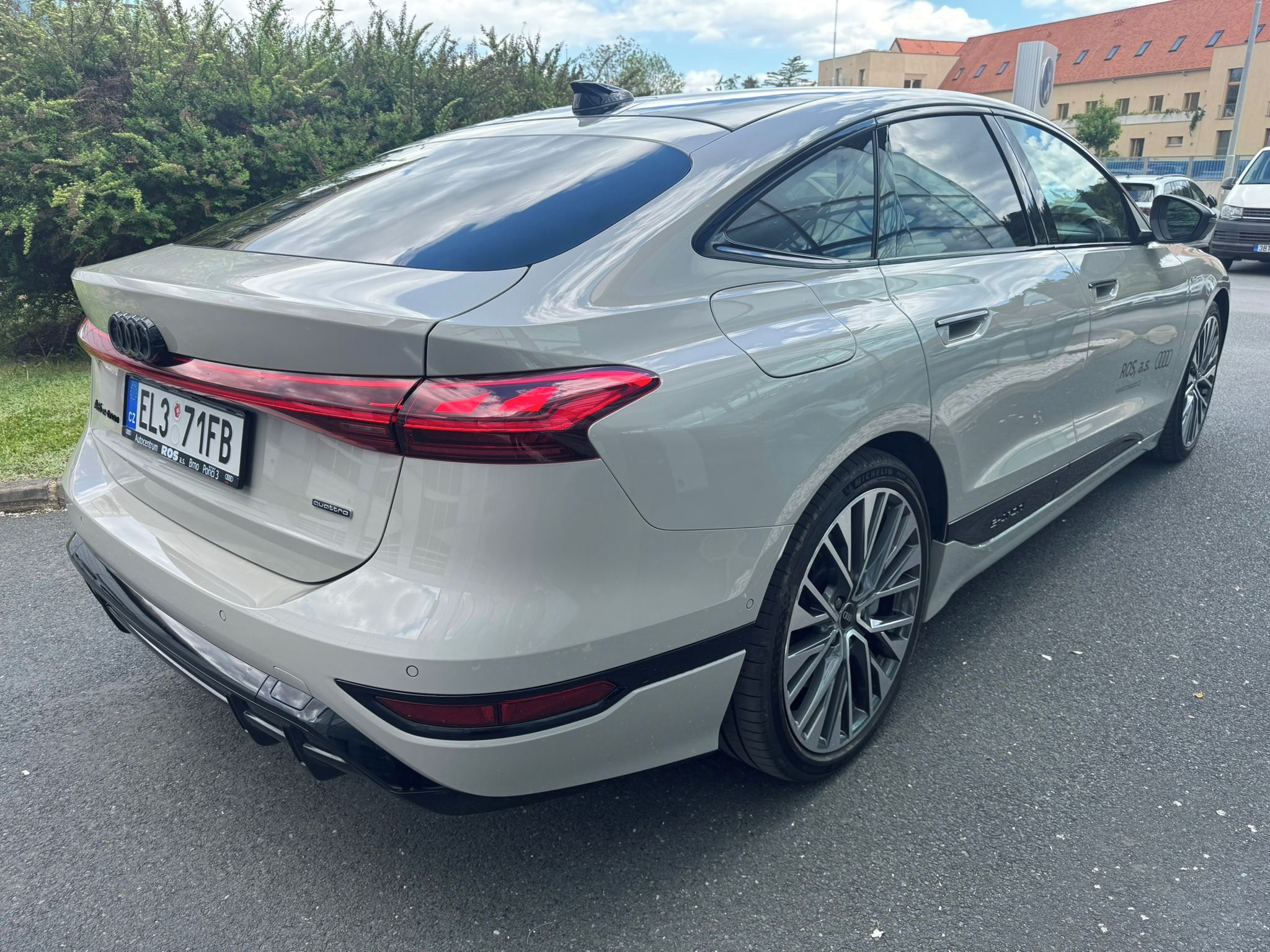 Audi A6, Sportback e-tron quattro - fotka 6