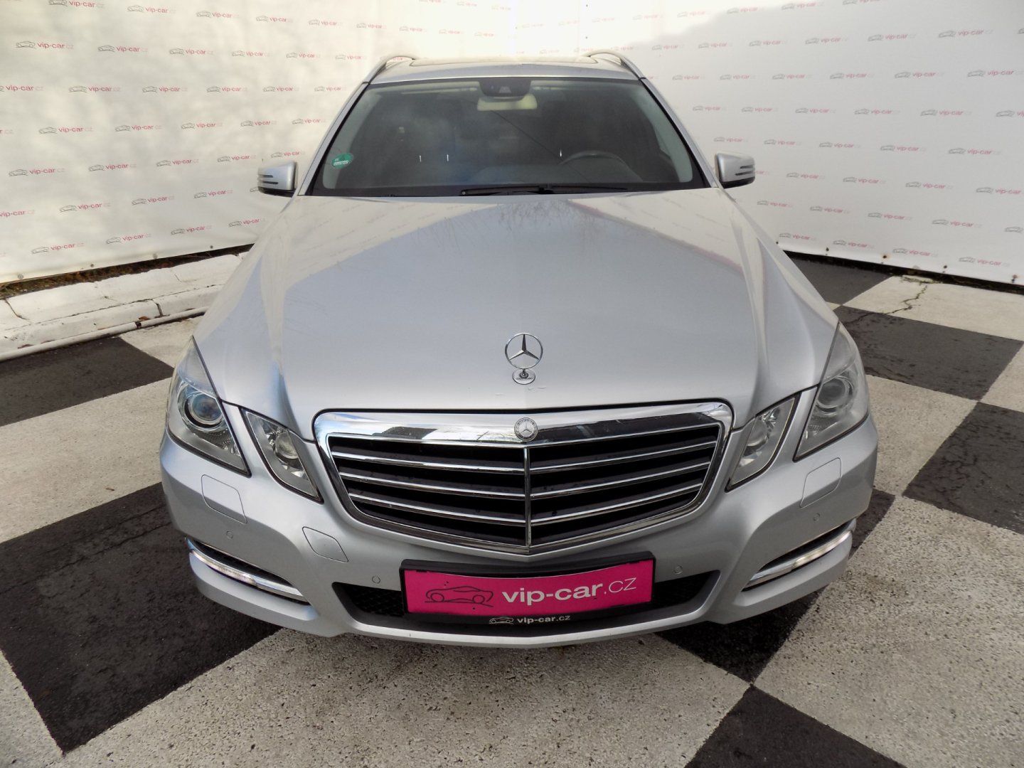 Mercedes-Benz Třídy E, E 300CDI/bi-xenon/Avantgarde/ - fotka 4